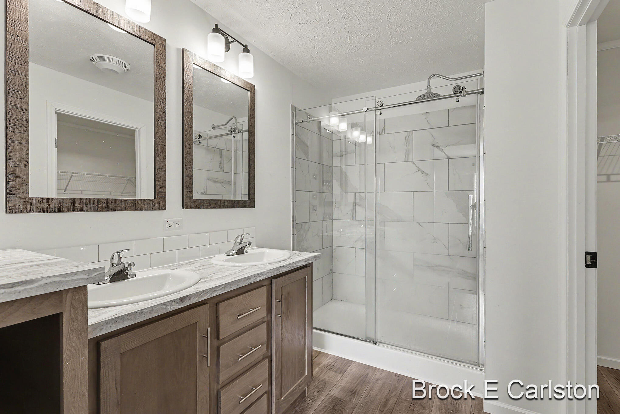 1283 E Ellis Road Norton Shores MI 49441