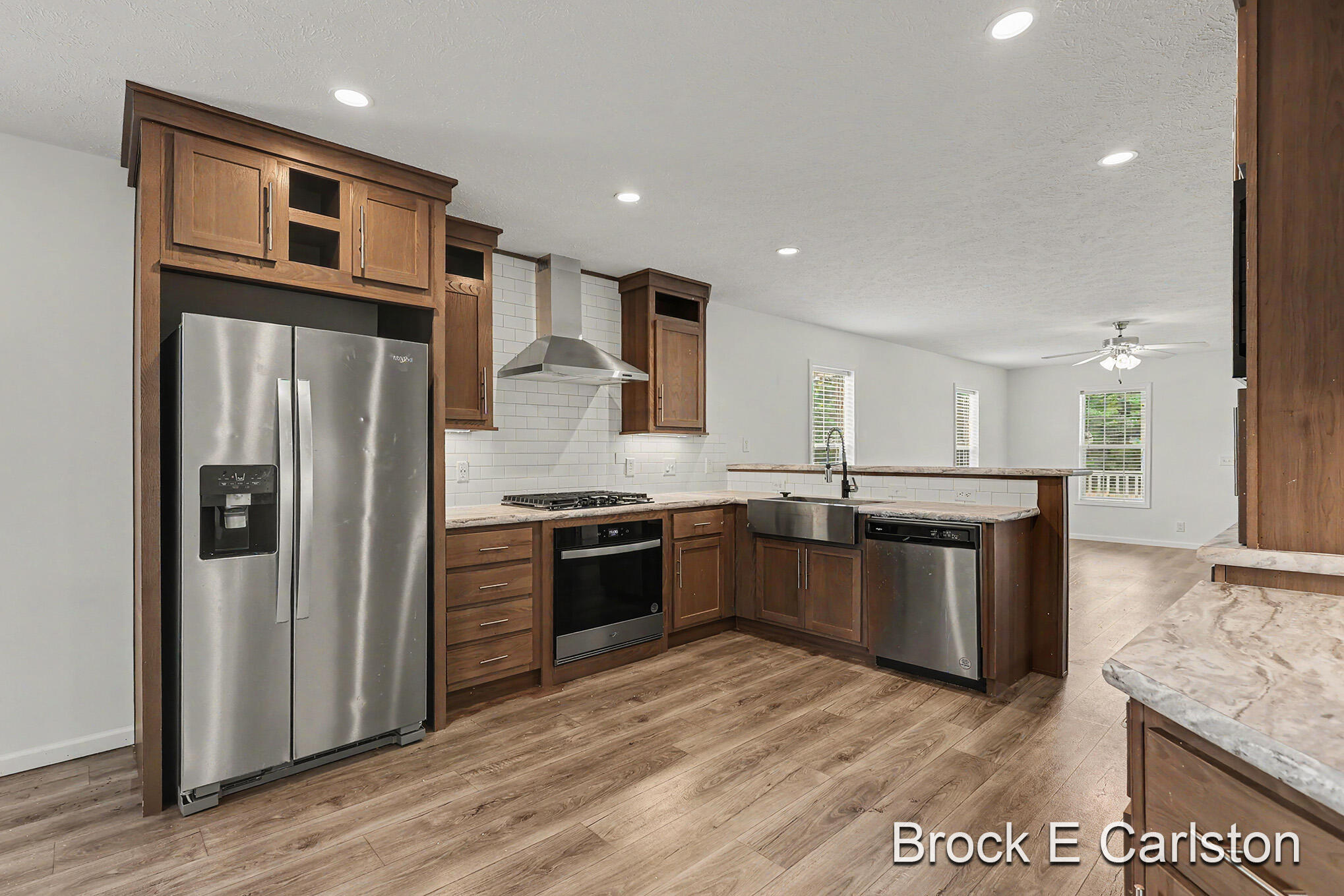 1283 E Ellis Road Norton Shores MI 49441