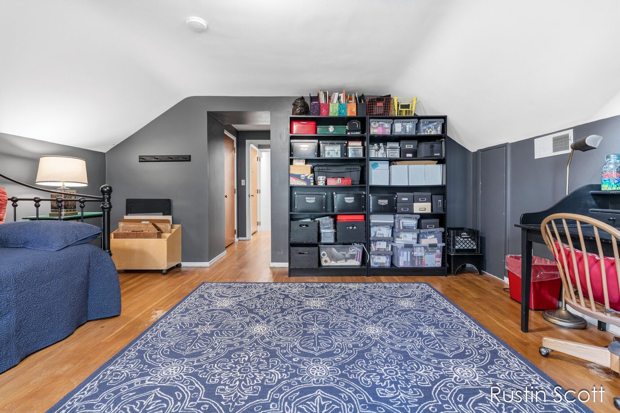 185 S Monroe Street NE Rockford MI 49341