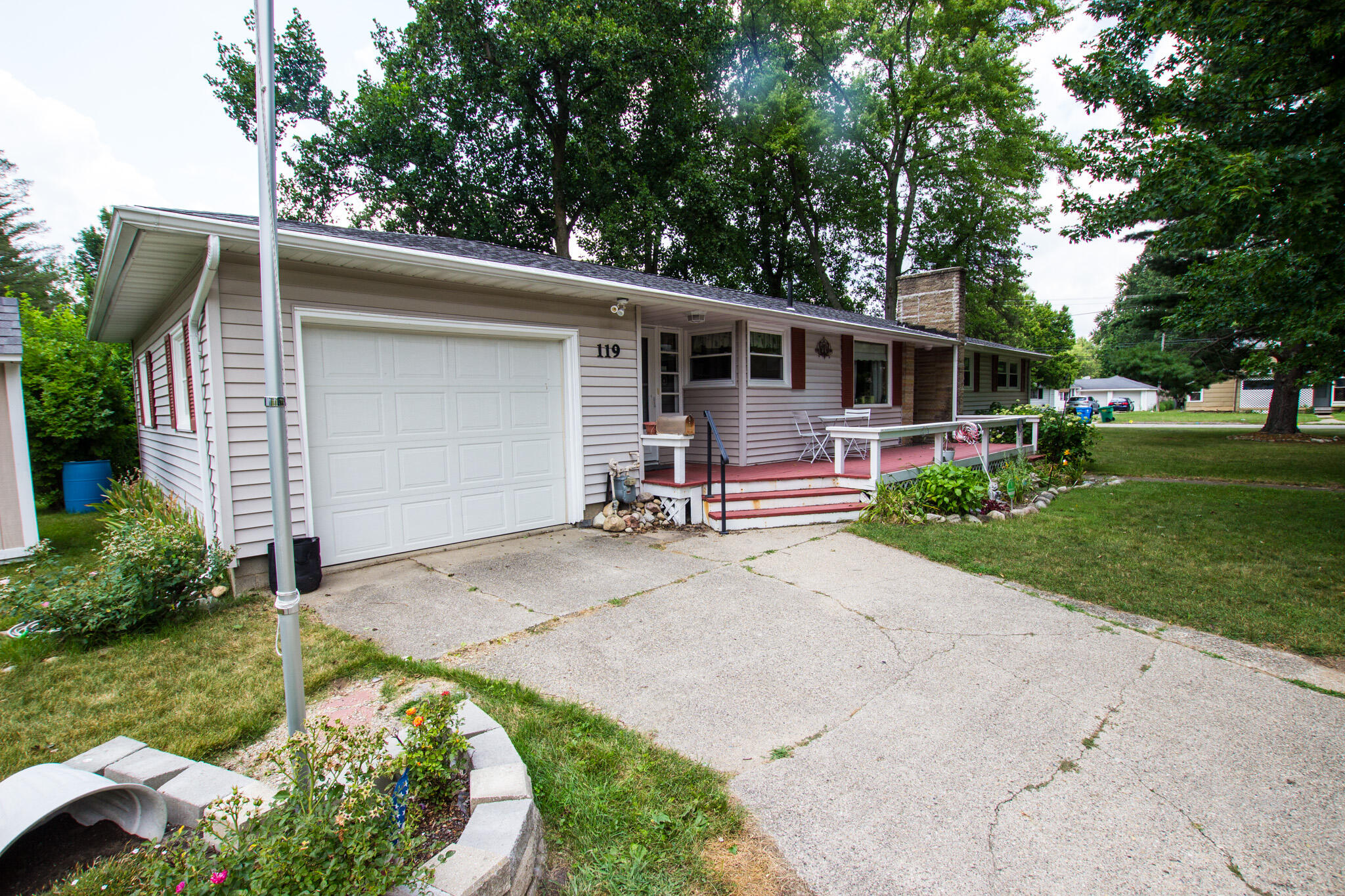 119 Cross Street Dowagiac MI 49047