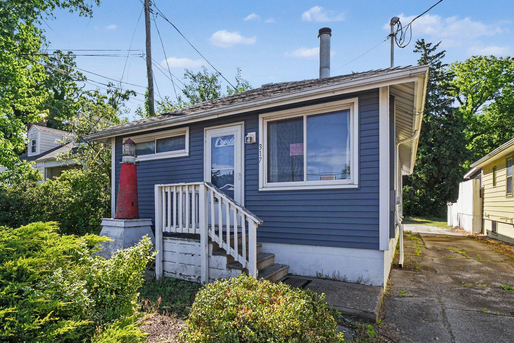 317 E Buffalo Street New Buffalo MI 49117