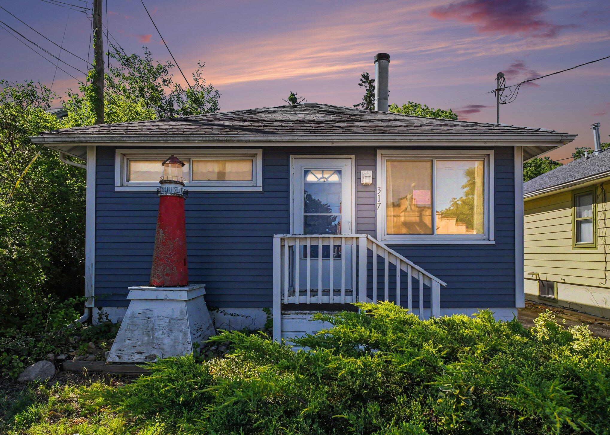 317 E Buffalo Street New Buffalo MI 49117