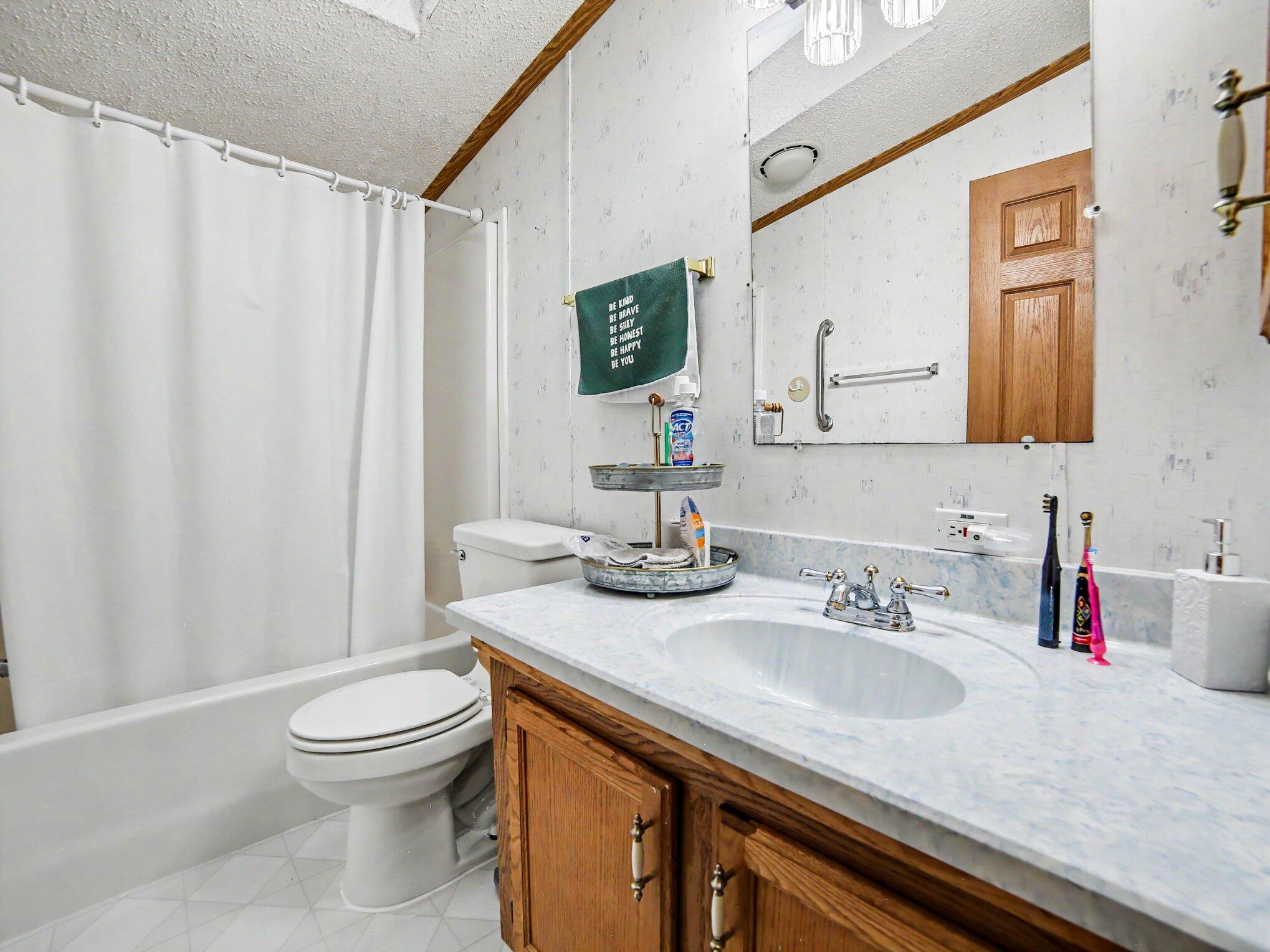 1084 N Brandy Lane Ludington MI 49431