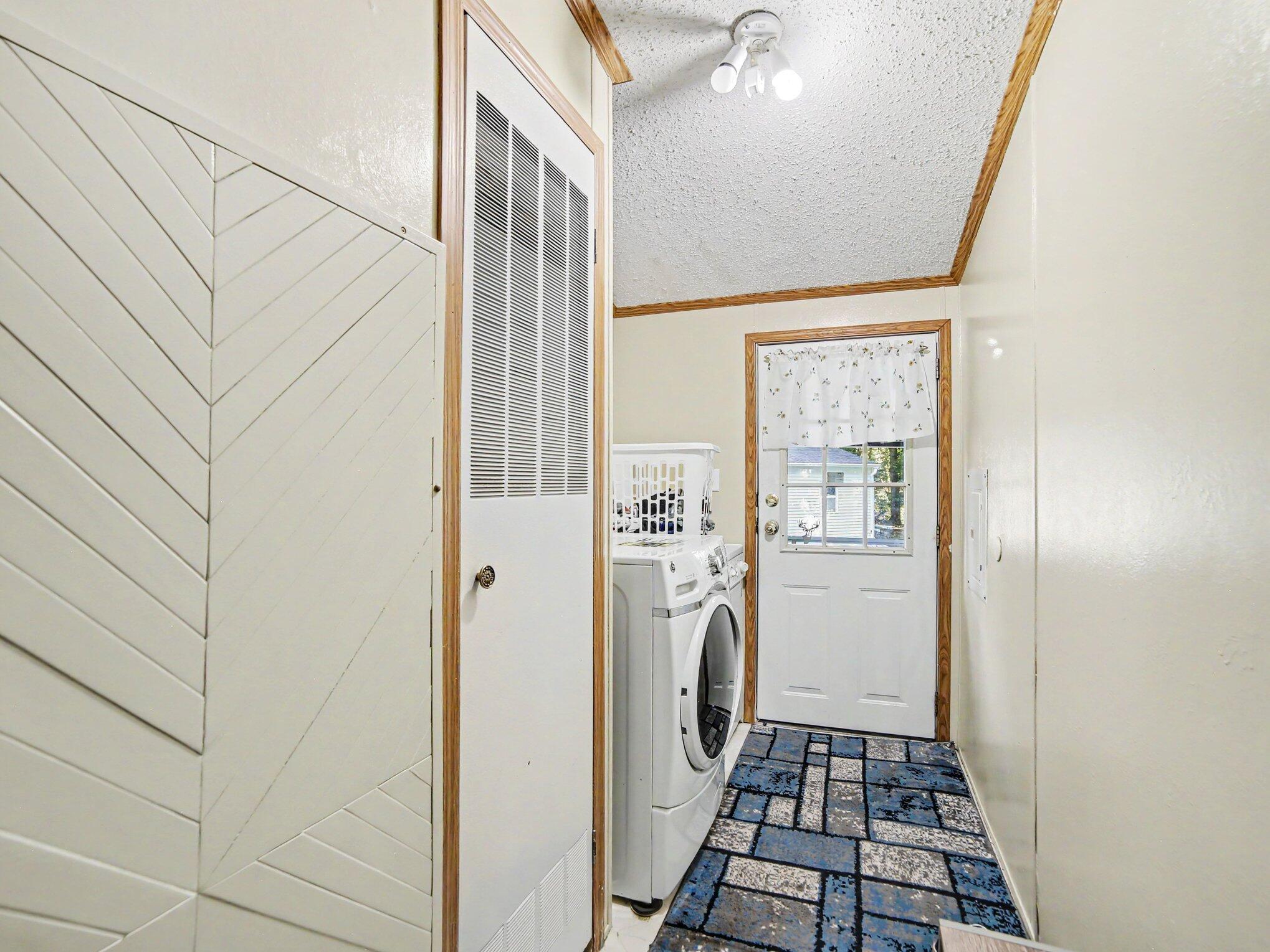 1084 N Brandy Lane Ludington MI 49431