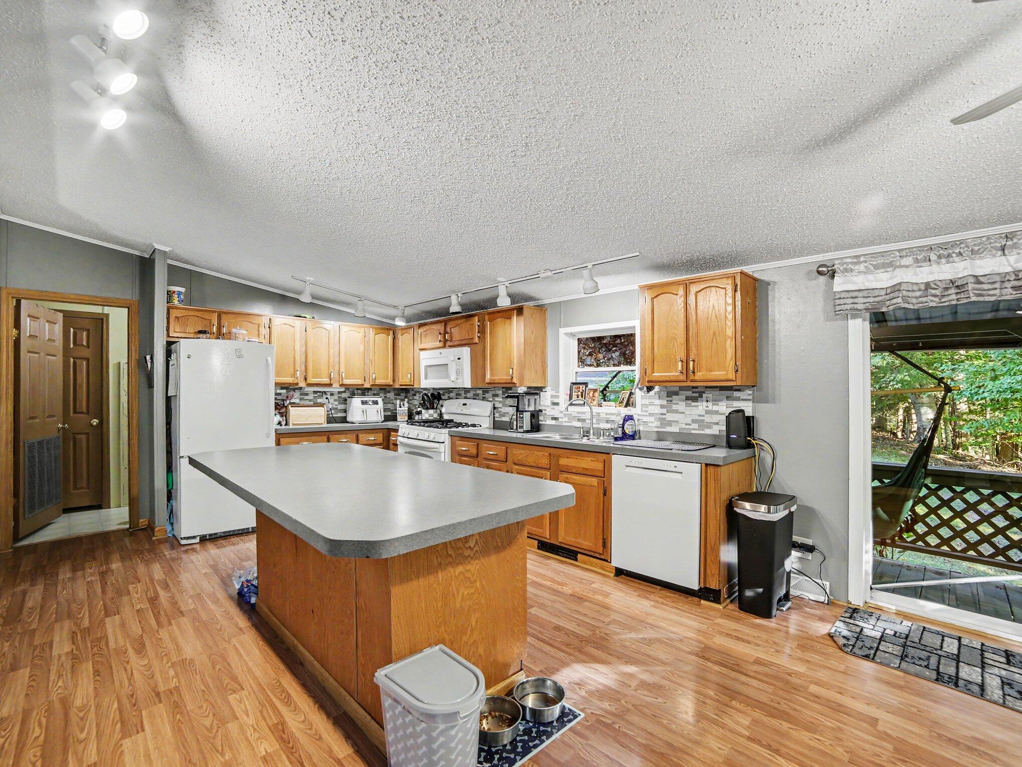 1084 N Brandy Lane Ludington MI 49431