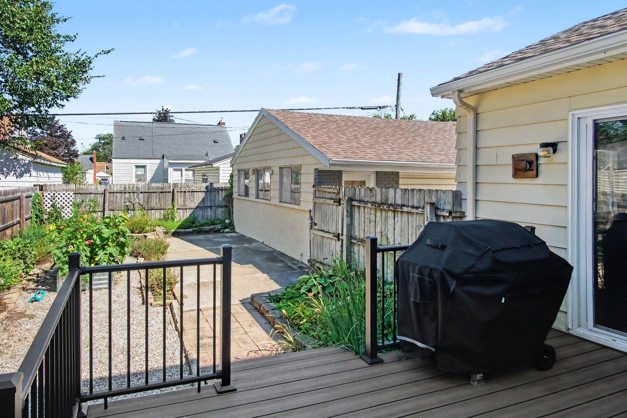 1656 Widdicomb Avenue NW Grand Rapids MI 49504