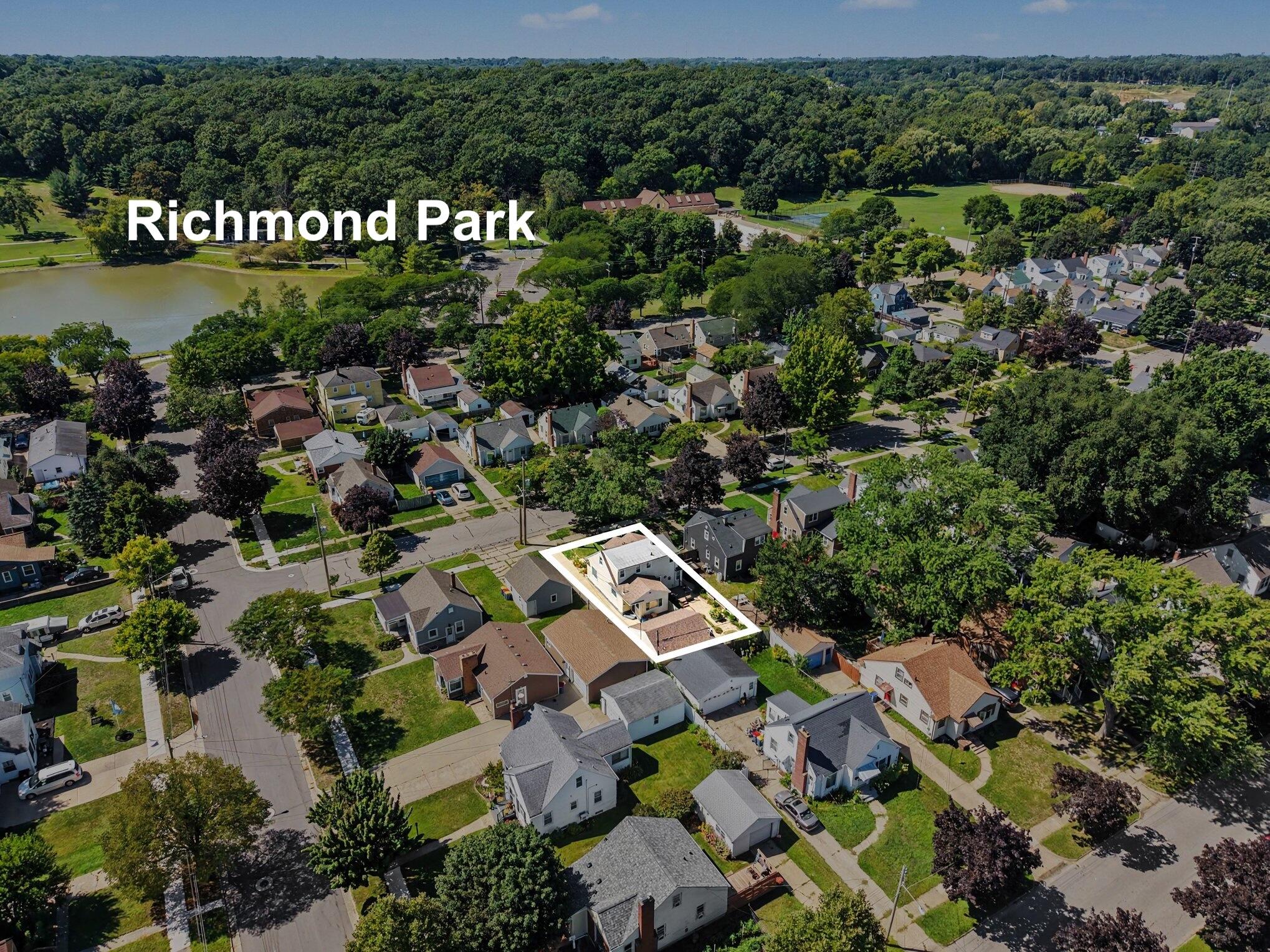 1656 Widdicomb Avenue NW Grand Rapids MI 49504