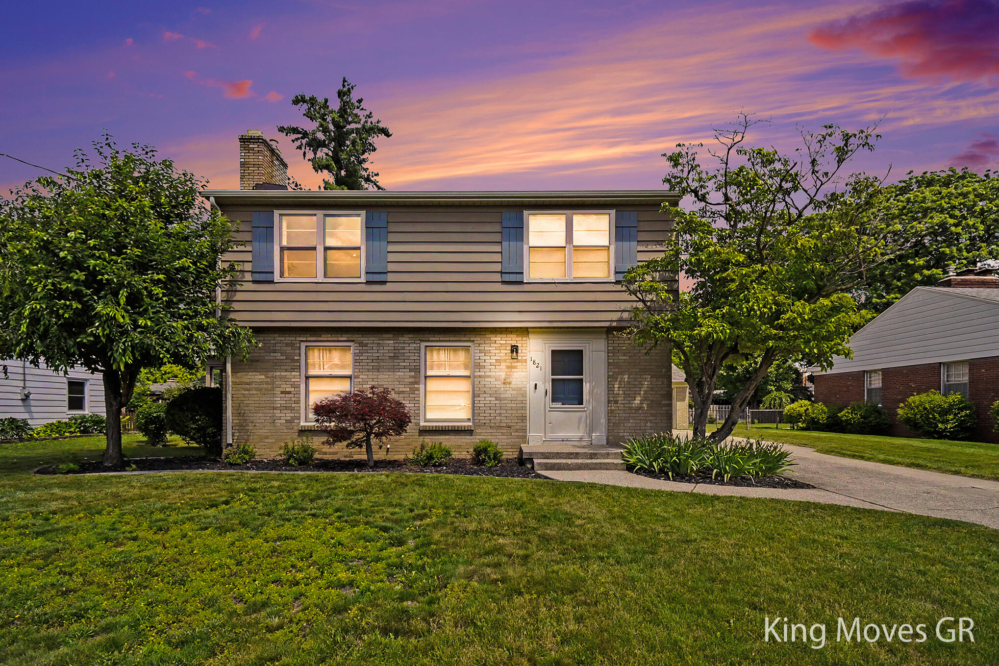 1821 Eastbrook Street SE Grand Rapids MI 49508