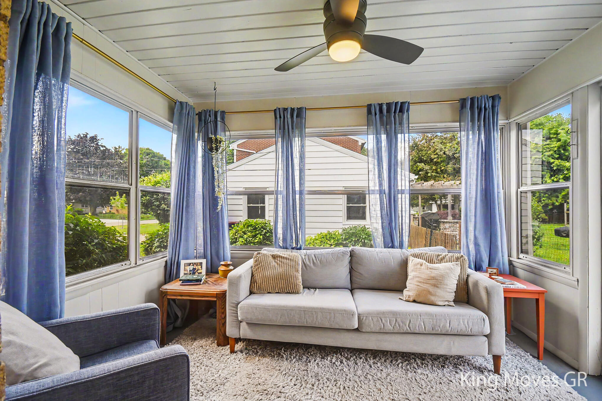 1821 Eastbrook Street SE Grand Rapids MI 49508