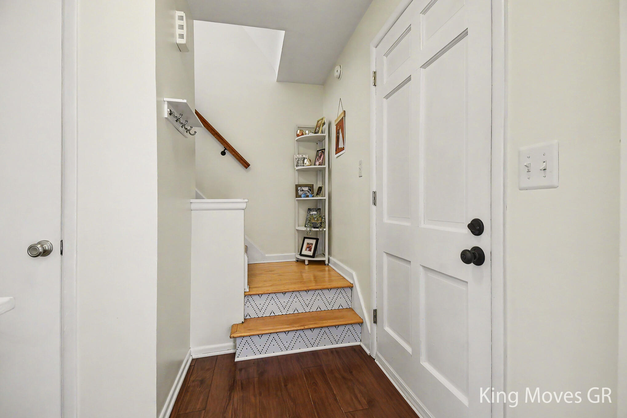 1821 Eastbrook Street SE Grand Rapids MI 49508
