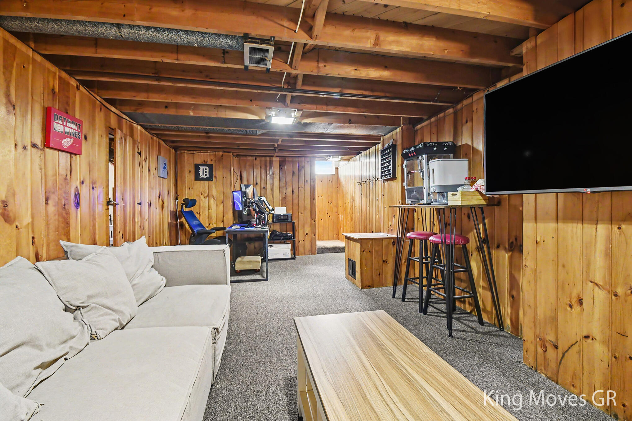 1821 Eastbrook Street SE Grand Rapids MI 49508