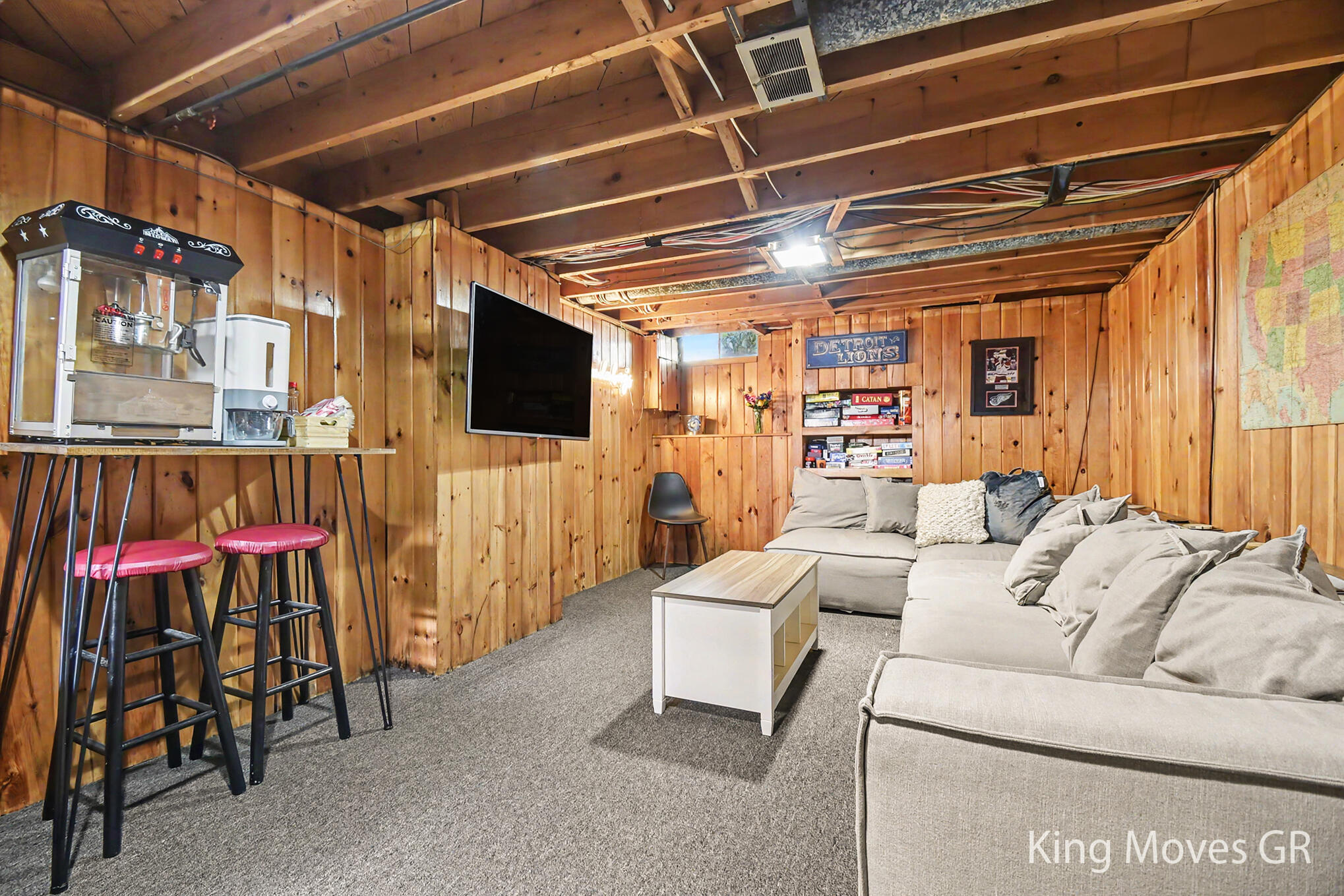 1821 Eastbrook Street SE Grand Rapids MI 49508