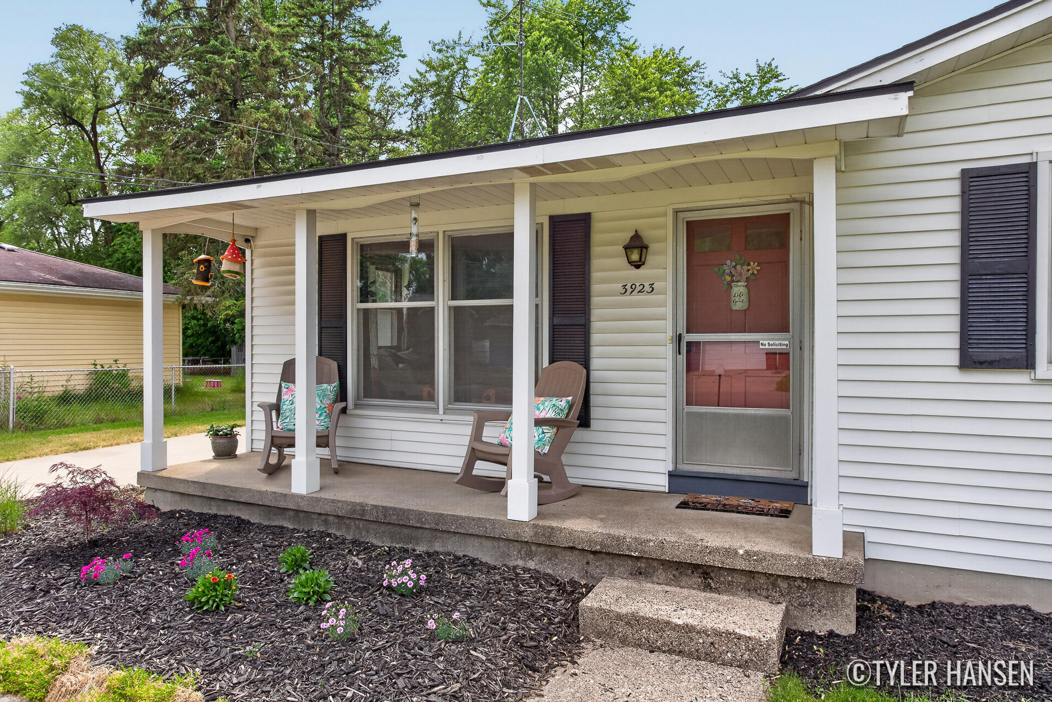 3923 Jupiter Avenue NE Grand Rapids MI 49525