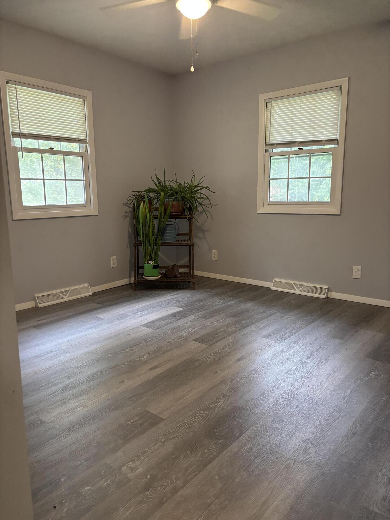 30417 Us-12 Niles MI 49120