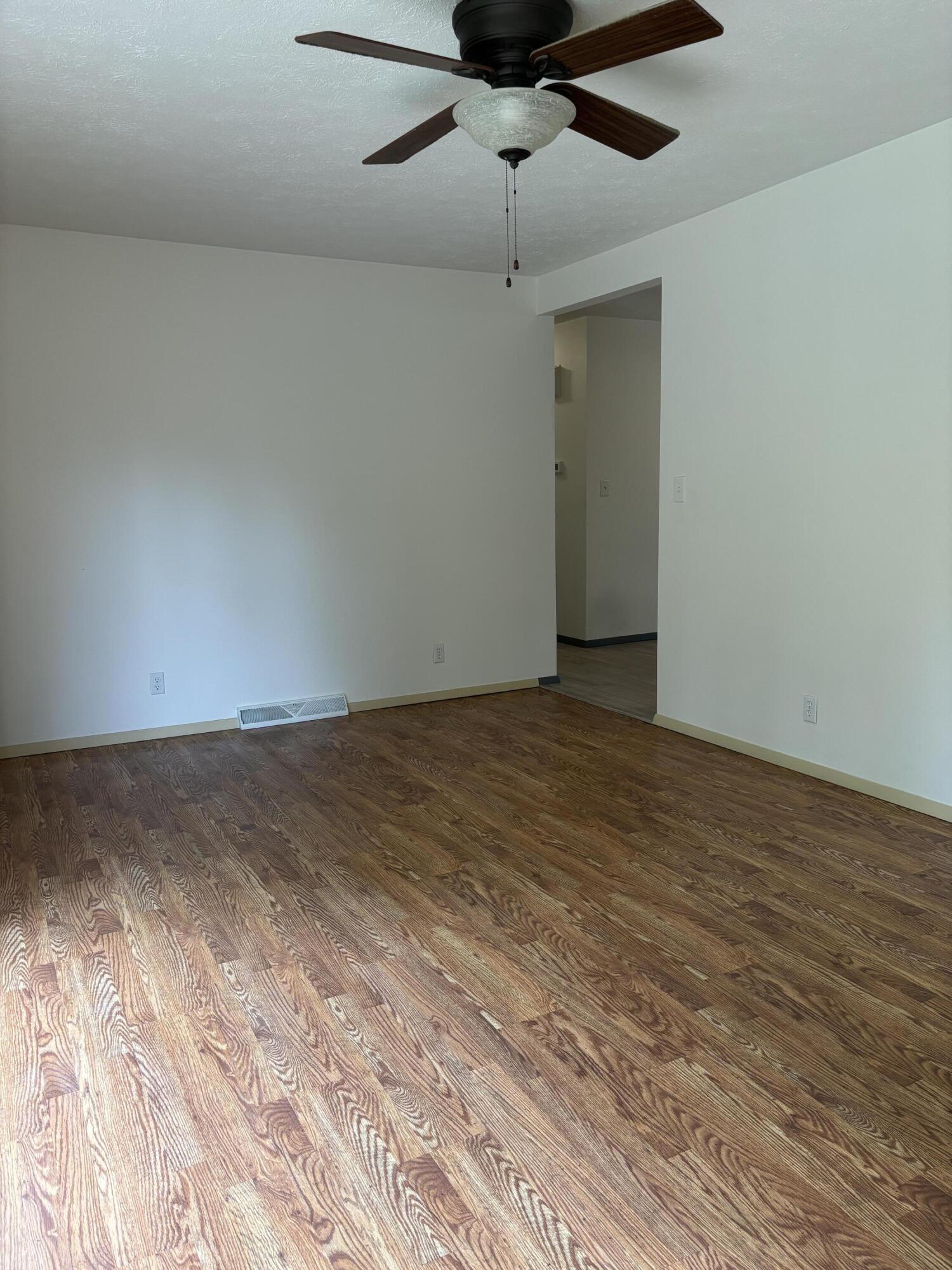 30417 Us-12 Niles MI 49120