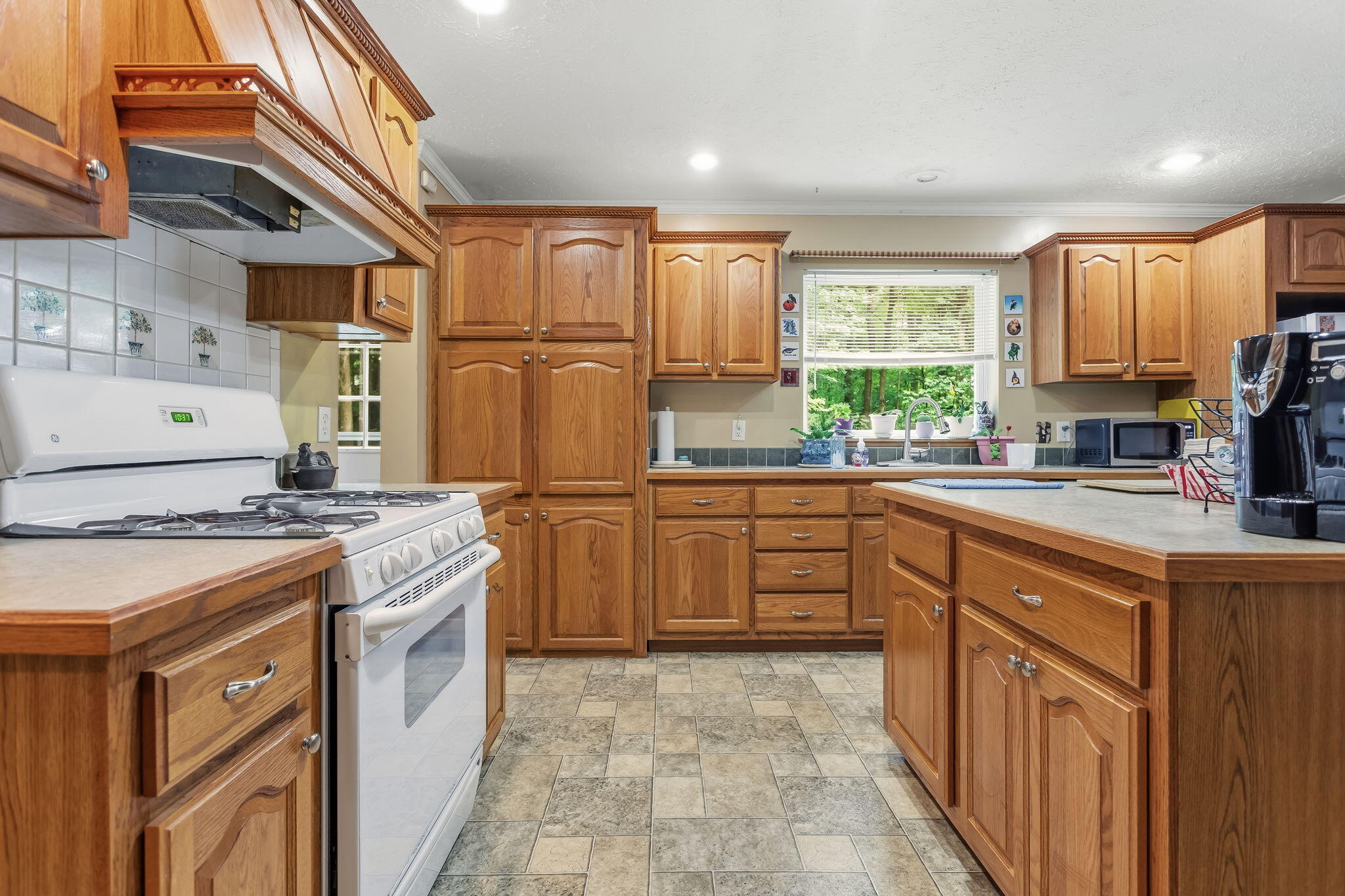18 72nd Street South Haven MI 49090