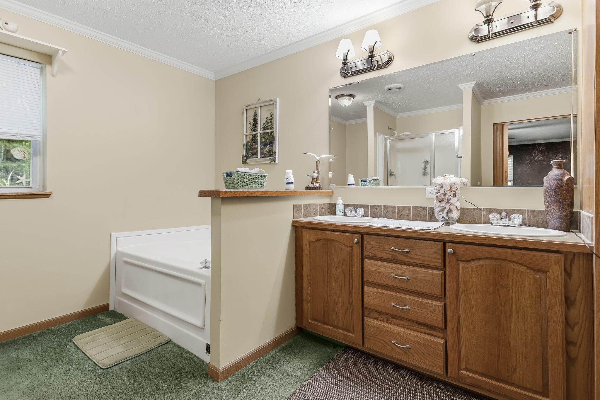 18 72nd Street South Haven MI 49090