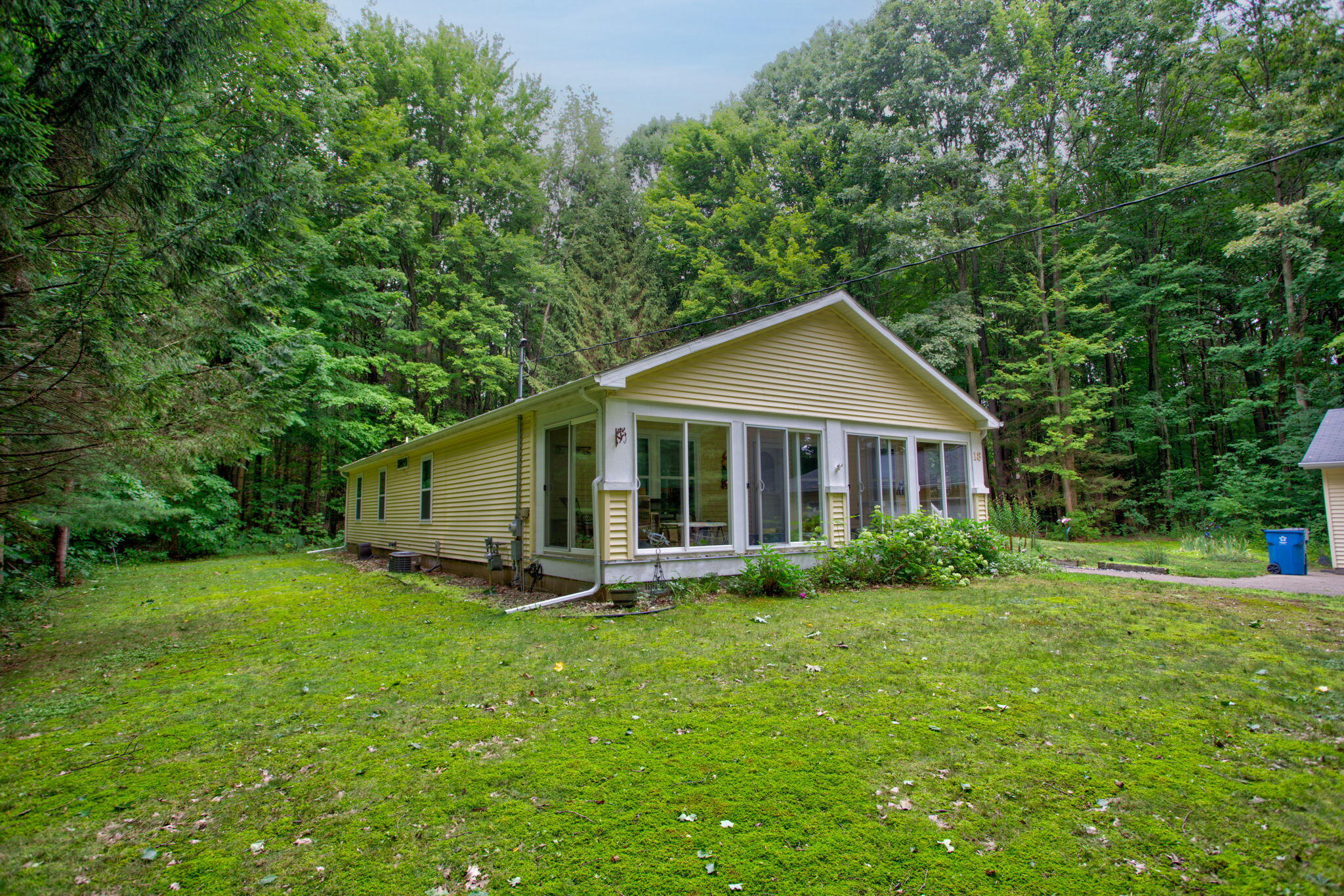 18 72nd Street South Haven MI 49090