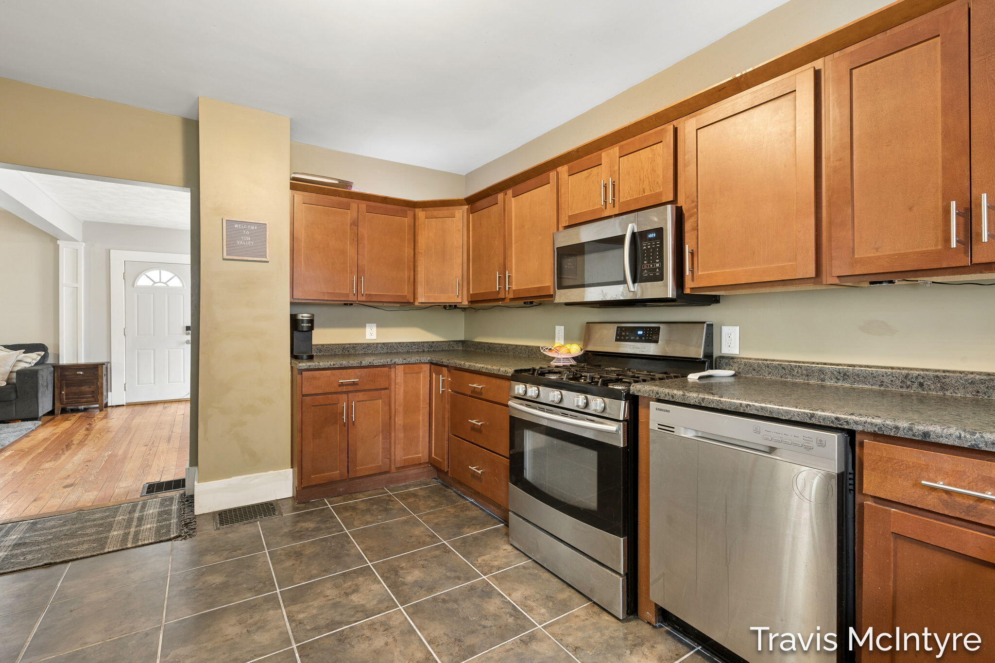 1339 Valley Avenue NW Grand Rapids MI 49504