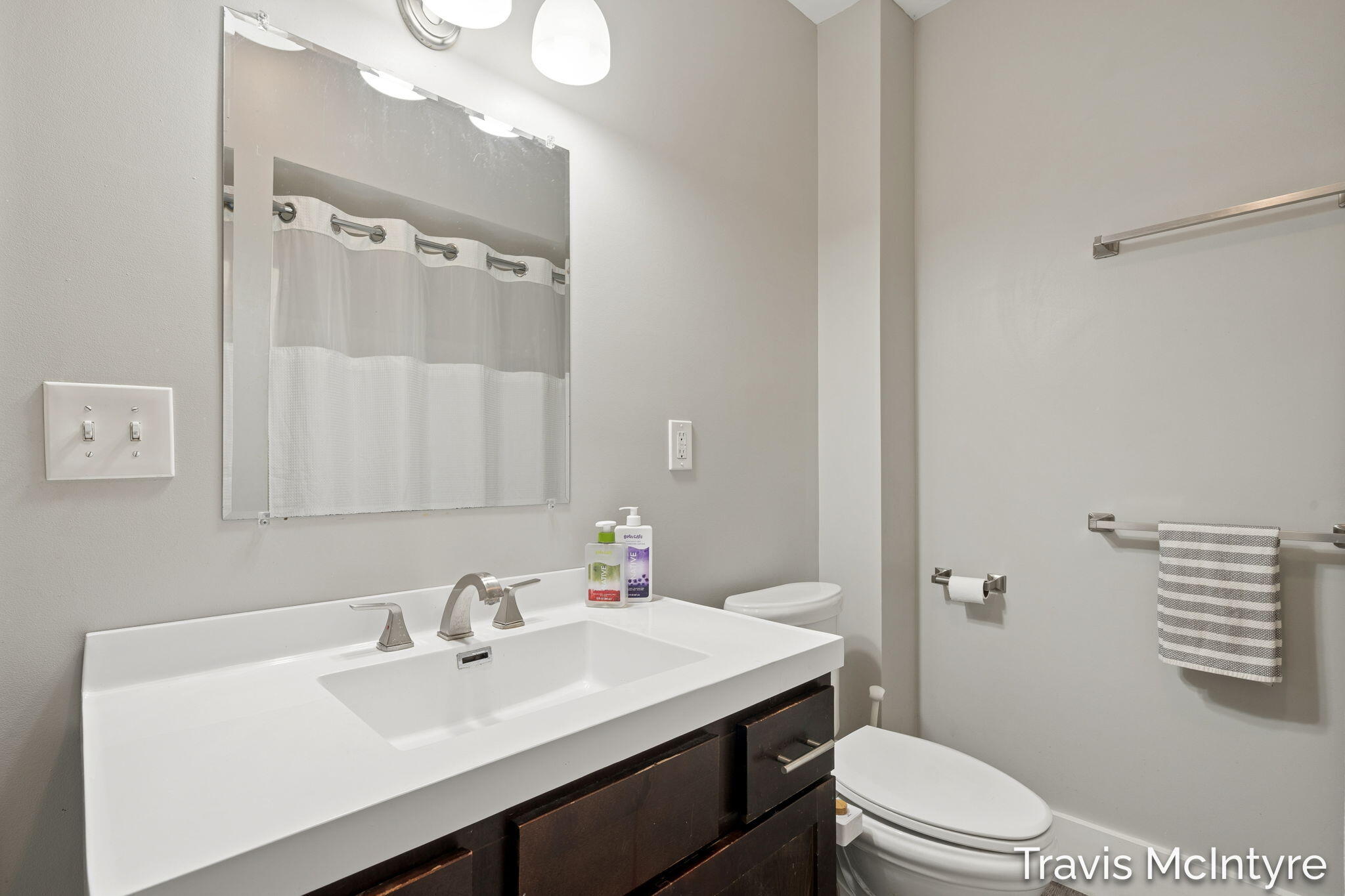 1339 Valley Avenue NW Grand Rapids MI 49504