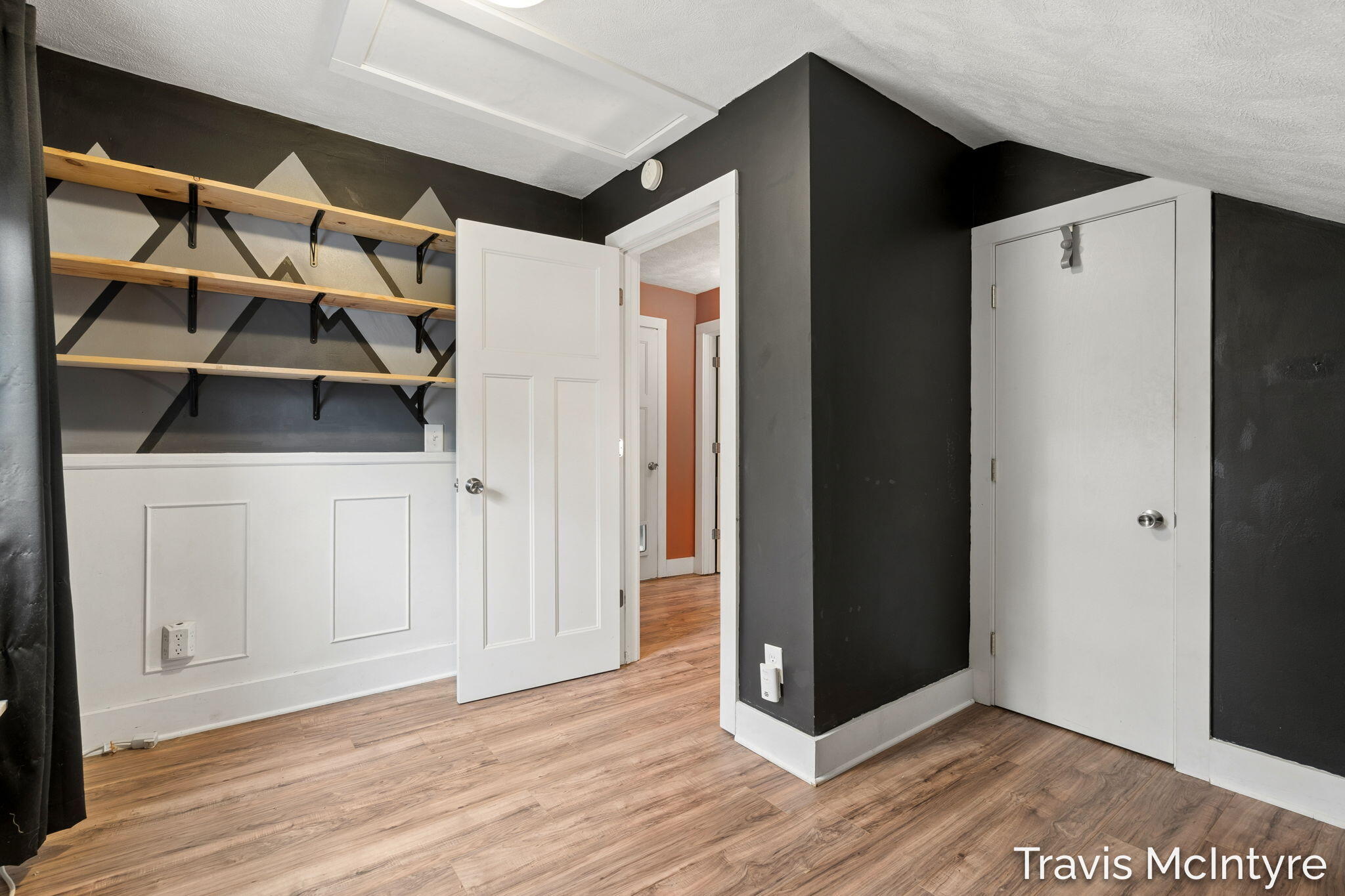1339 Valley Avenue NW Grand Rapids MI 49504