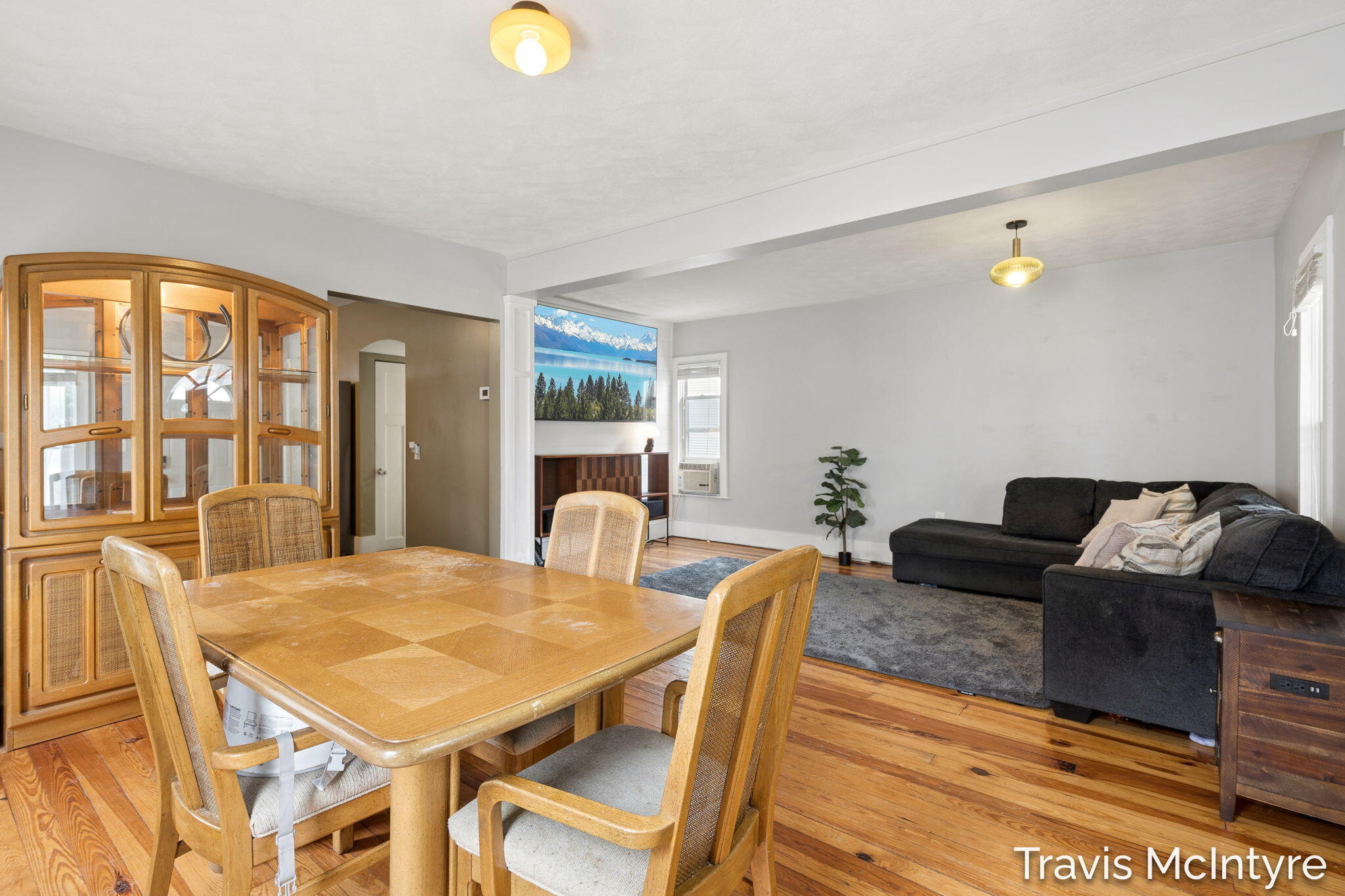 1339 Valley Avenue NW Grand Rapids MI 49504