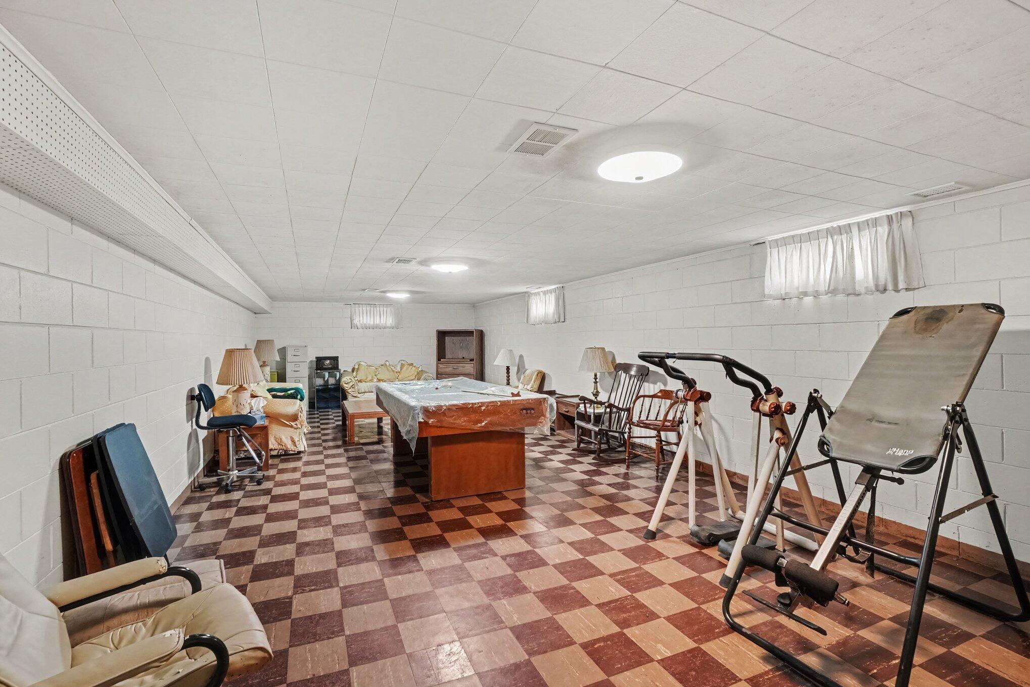 2836 Green Ridge Avenue Muskegon MI 49445