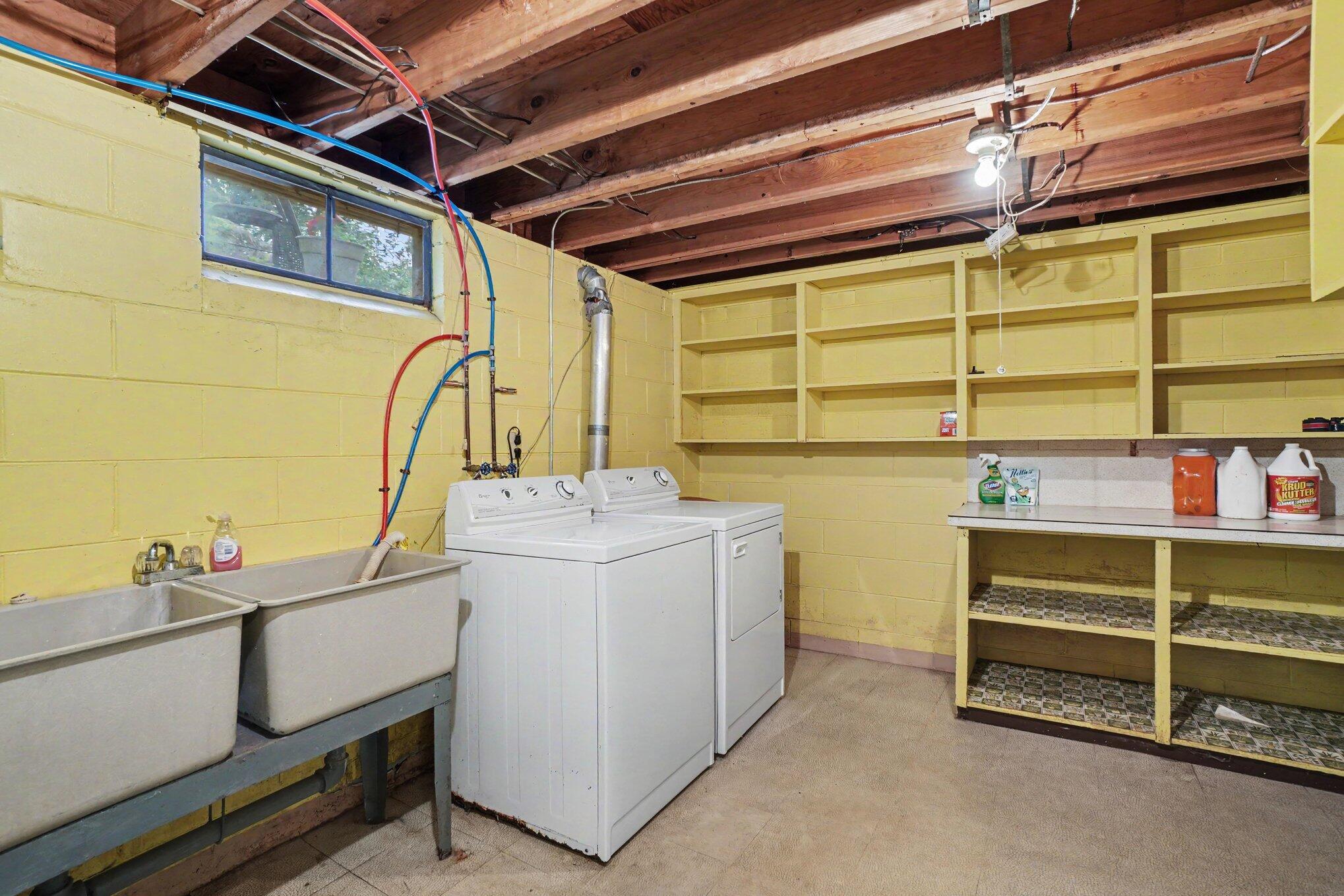 2836 Green Ridge Avenue Muskegon MI 49445