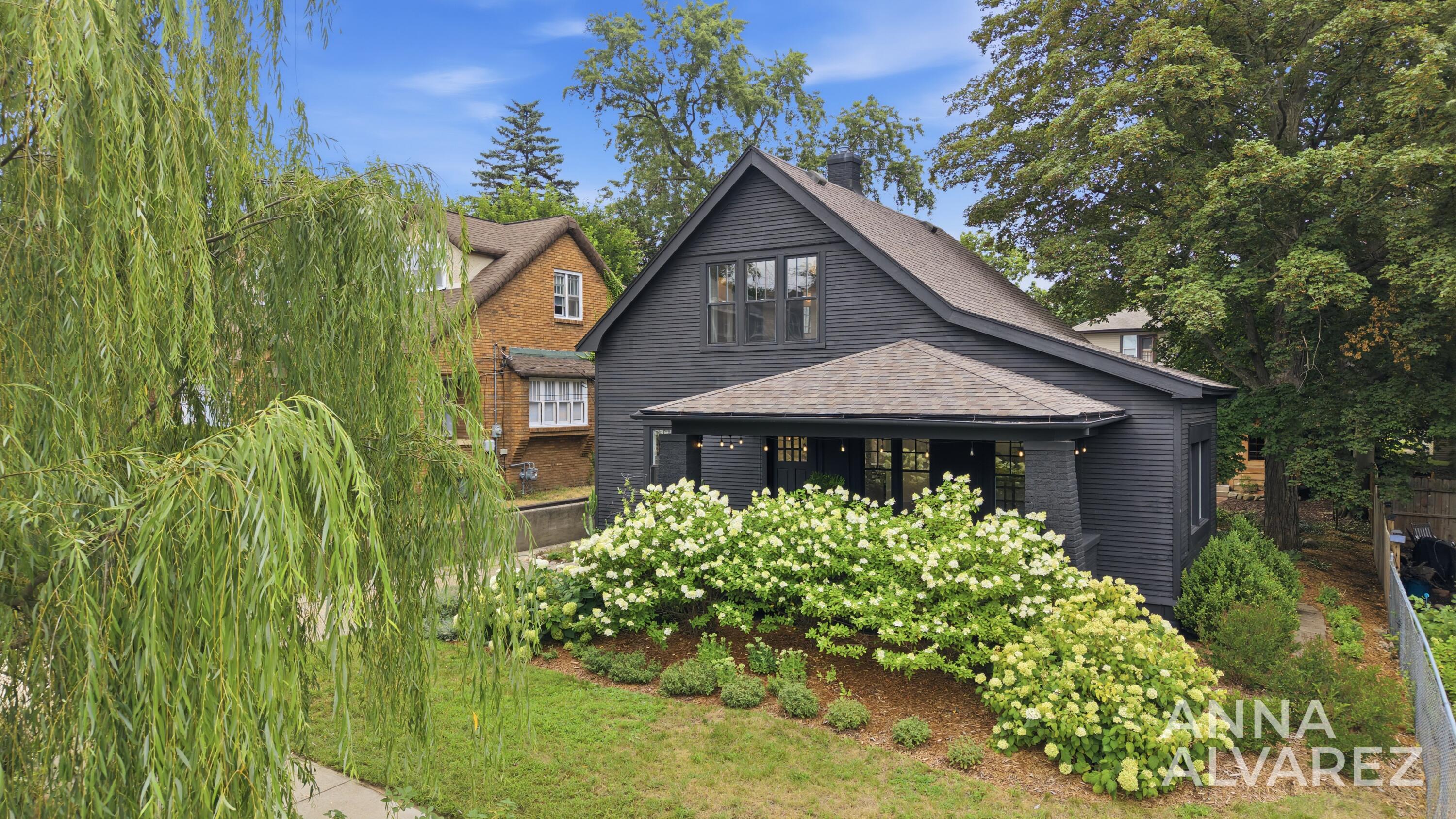 1150 Neland Avenue SE Grand Rapids MI 49507