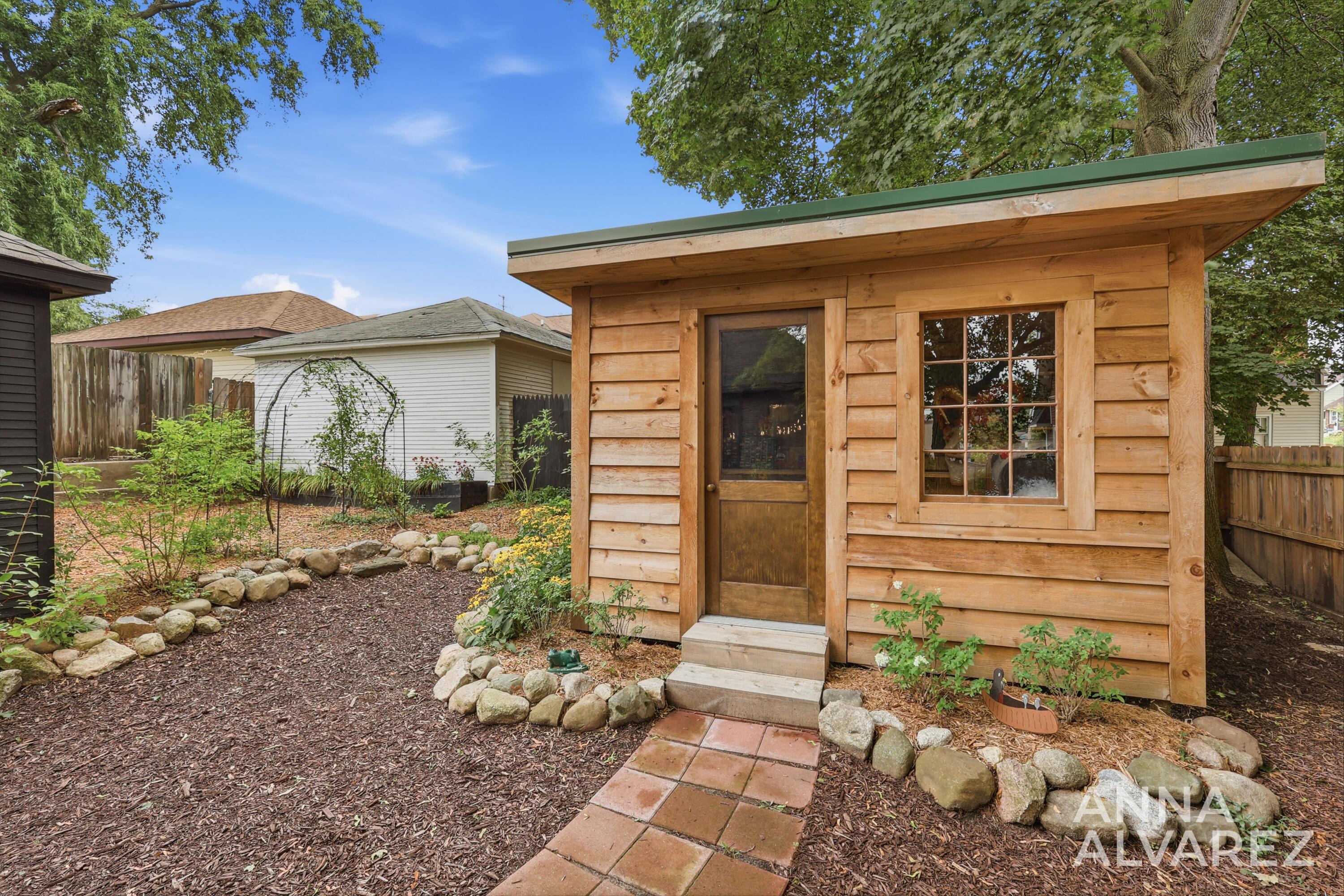 1150 Neland Avenue SE Grand Rapids MI 49507
