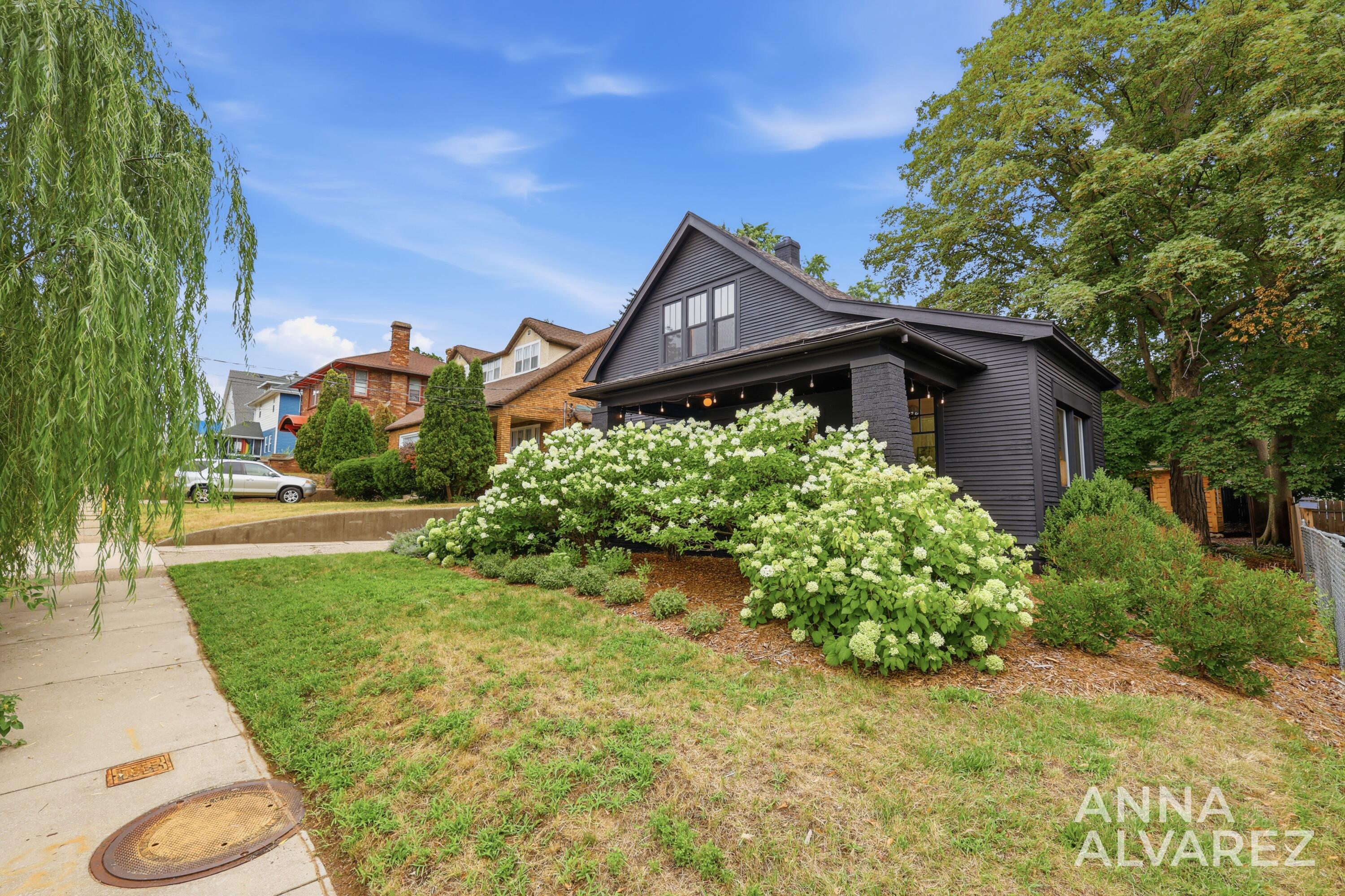 1150 Neland Avenue SE Grand Rapids MI 49507