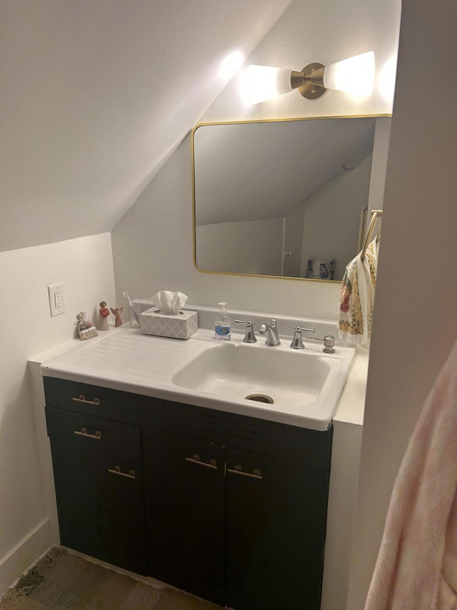 45 E 18th Street Holland MI 49423