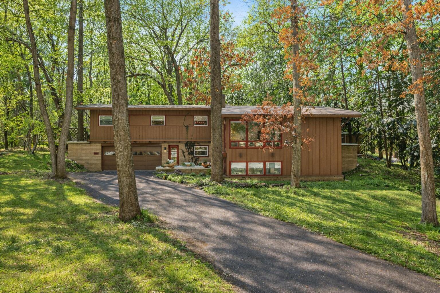 2146 Treehaven Drive Kalamazoo MI 49008