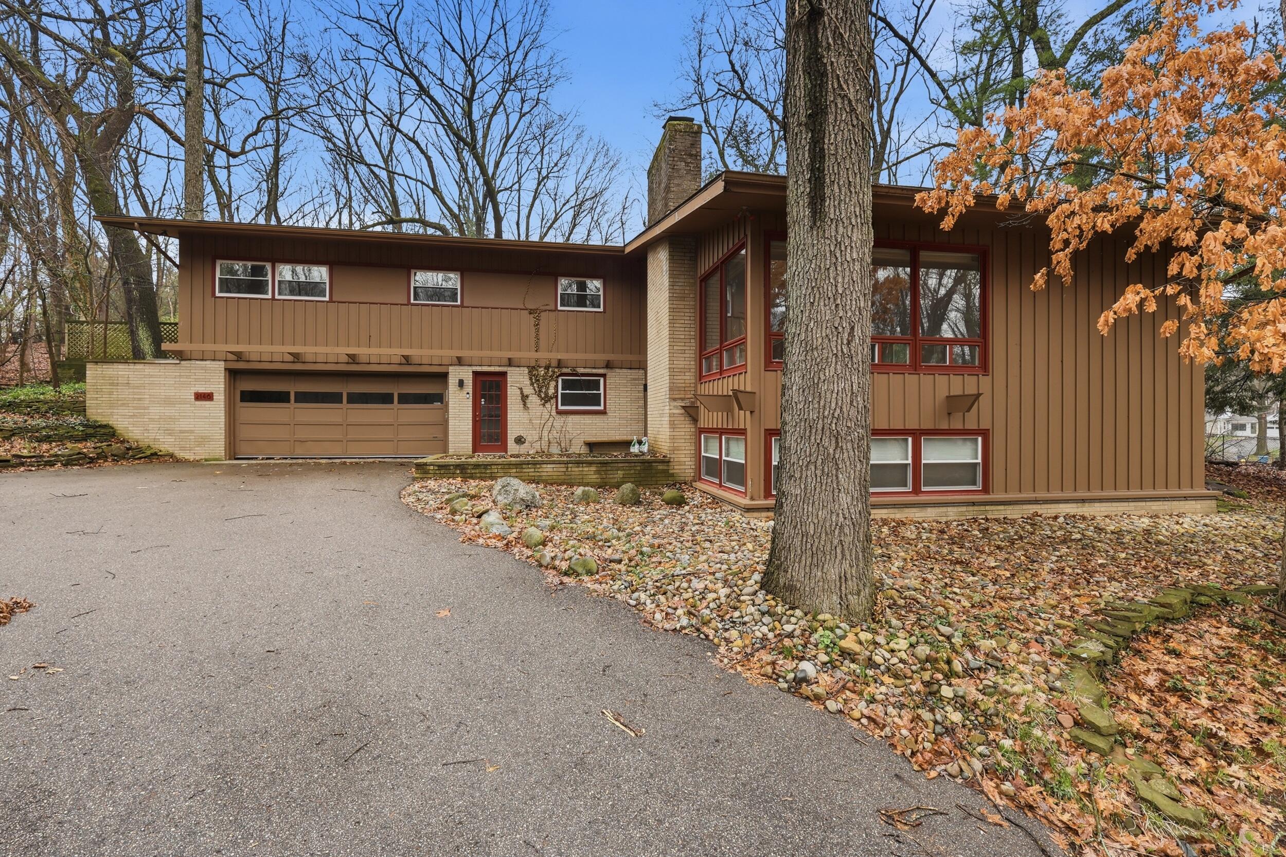2146 Treehaven Drive Kalamazoo MI 49008
