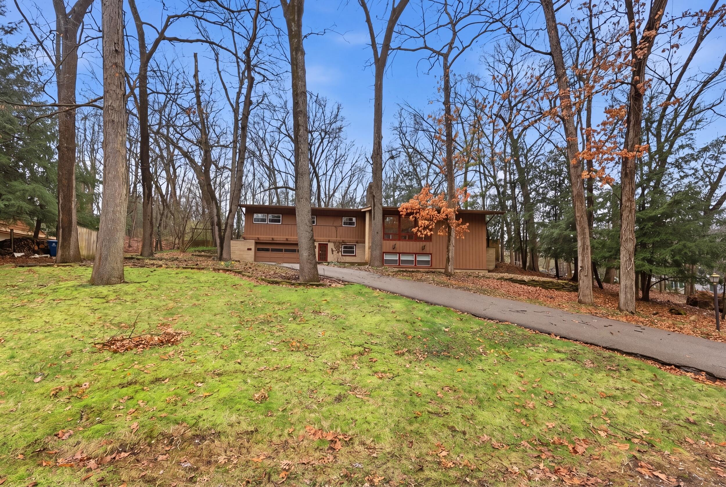 2146 Treehaven Drive Kalamazoo MI 49008