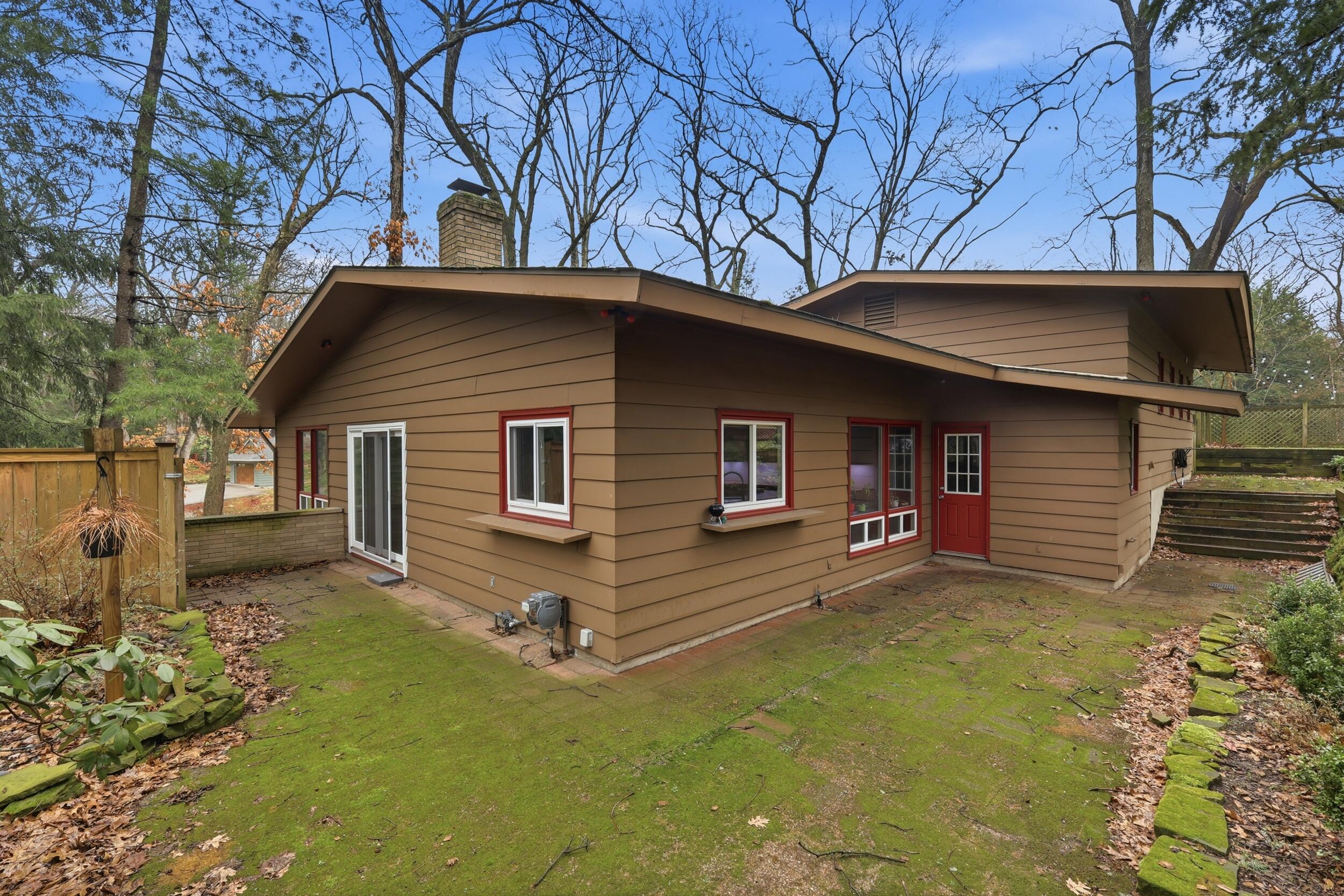 2146 Treehaven Drive Kalamazoo MI 49008