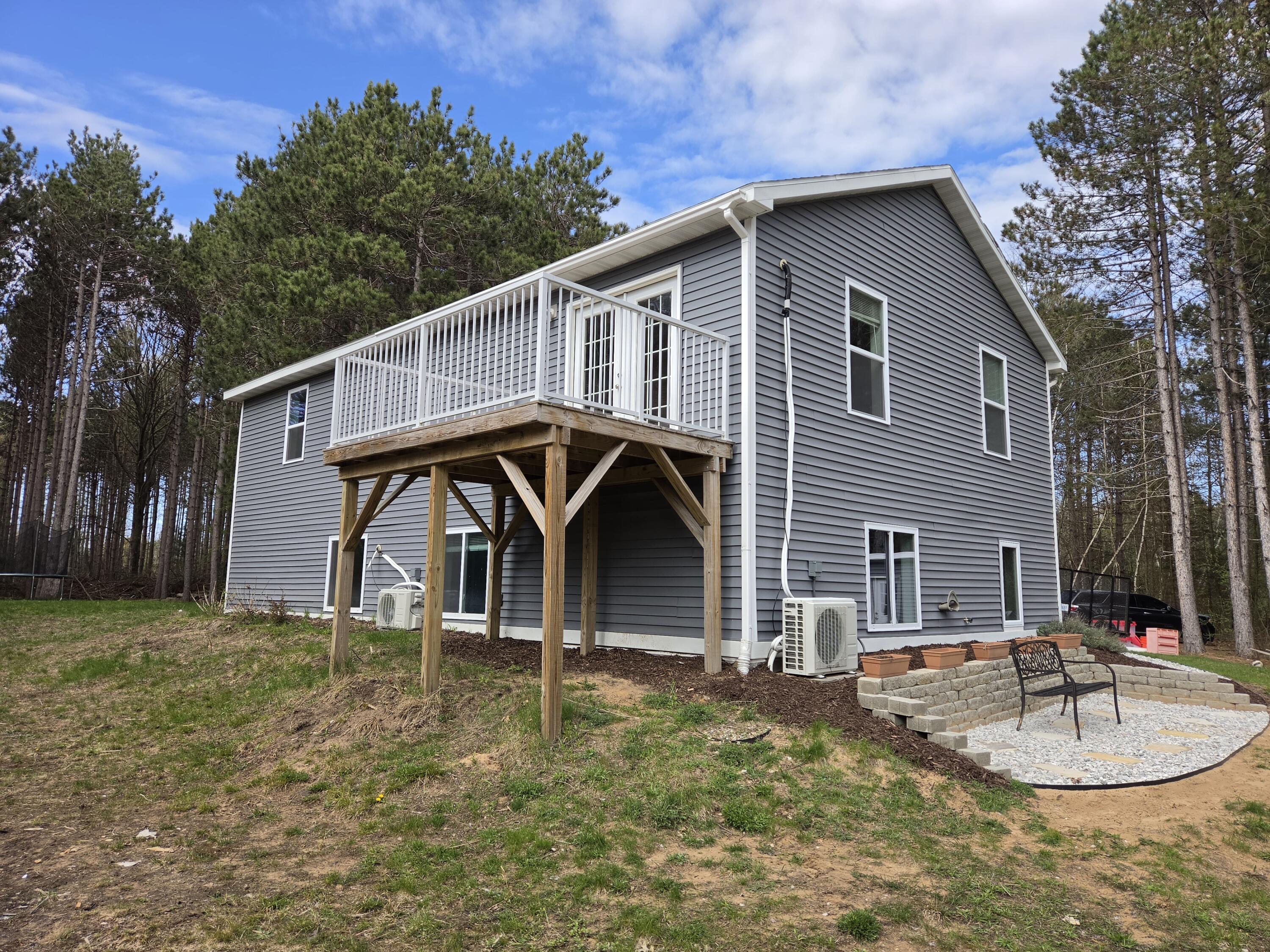 891 N White Birch Drive Ludington MI 49431
