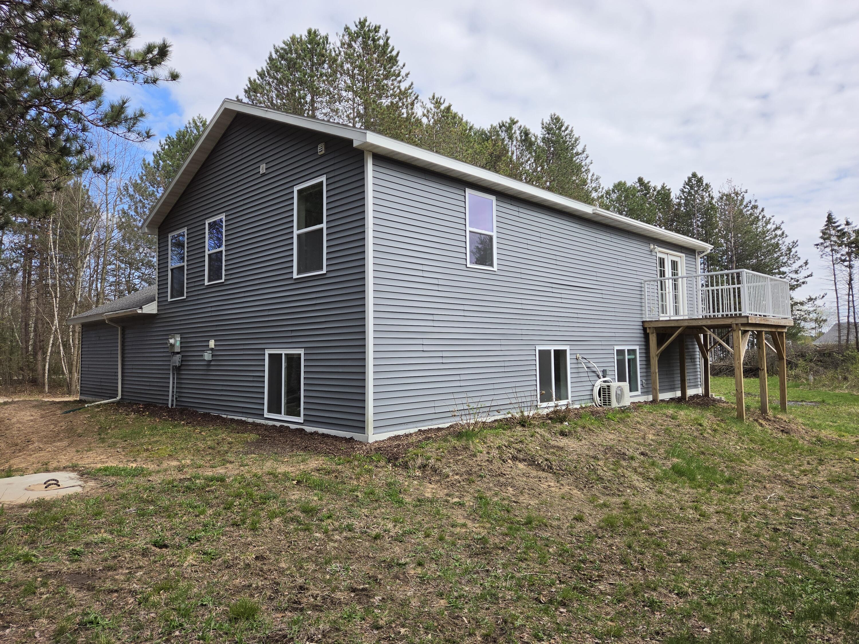 891 N White Birch Drive Ludington MI 49431