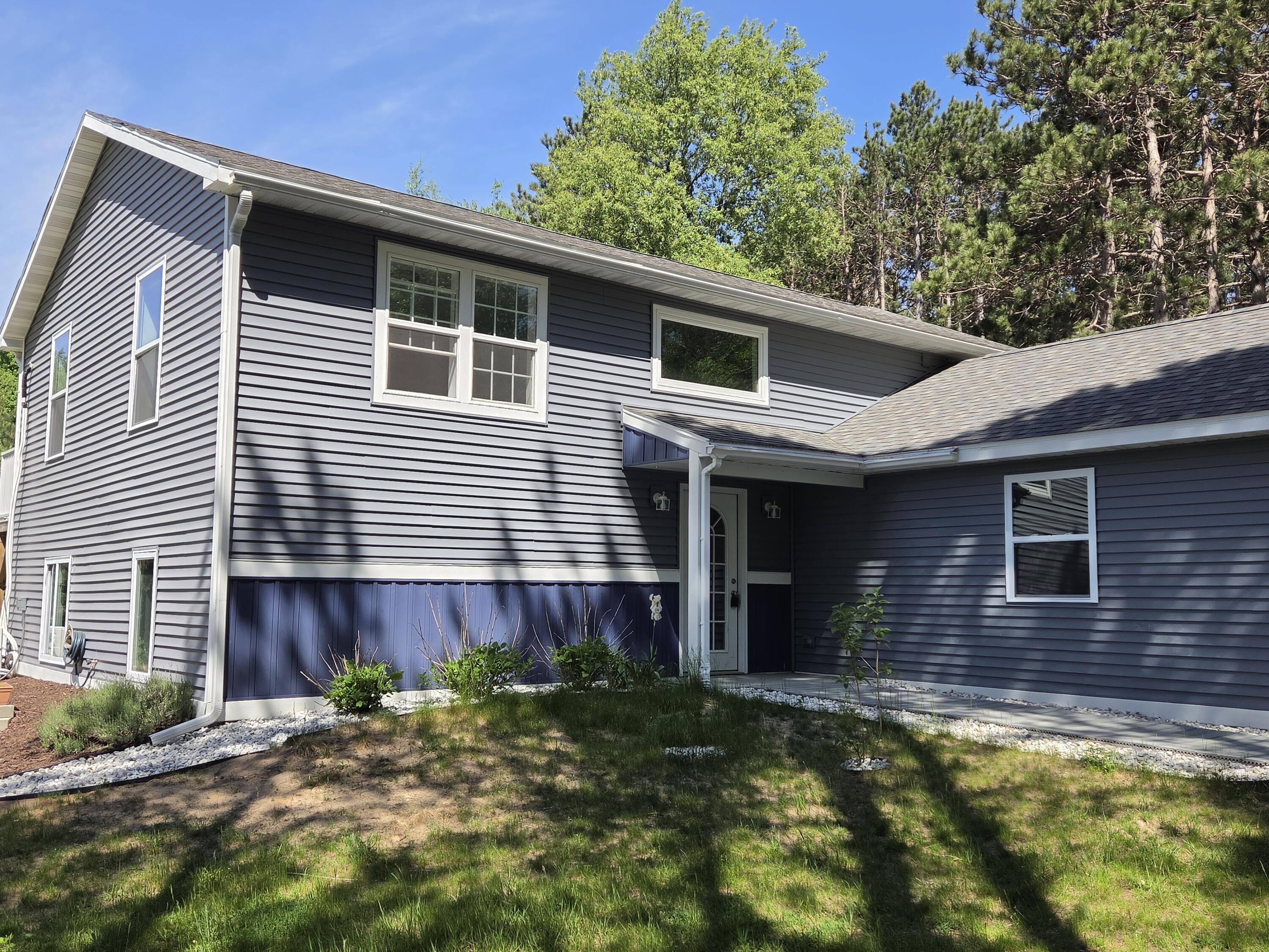 891 N White Birch Drive Ludington MI 49431