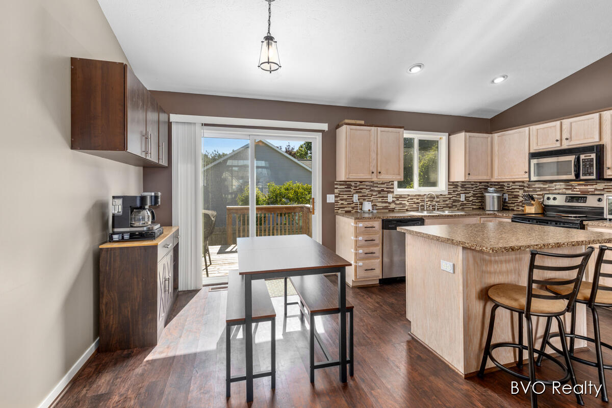 15448 Meadowlark Drive Grand Haven MI 49417