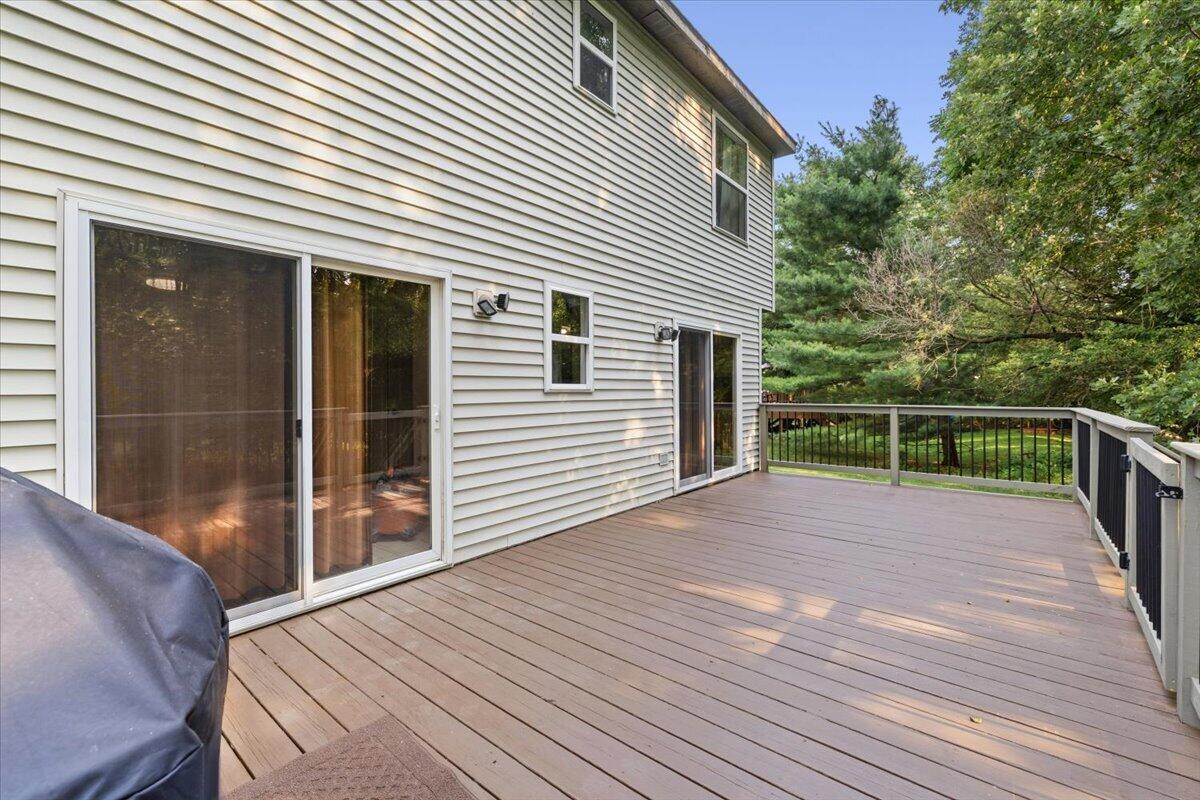 608 Heritage Circle Fenton MI 48430