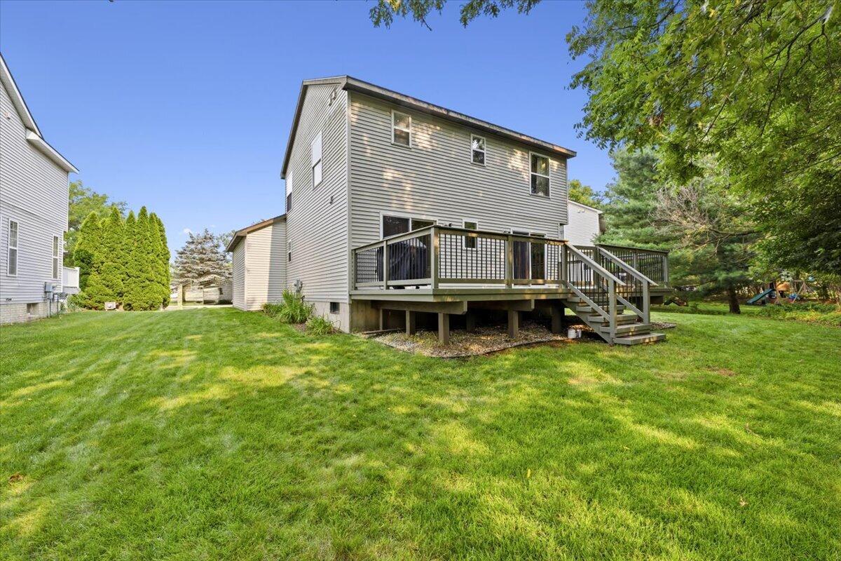 608 Heritage Circle Fenton MI 48430