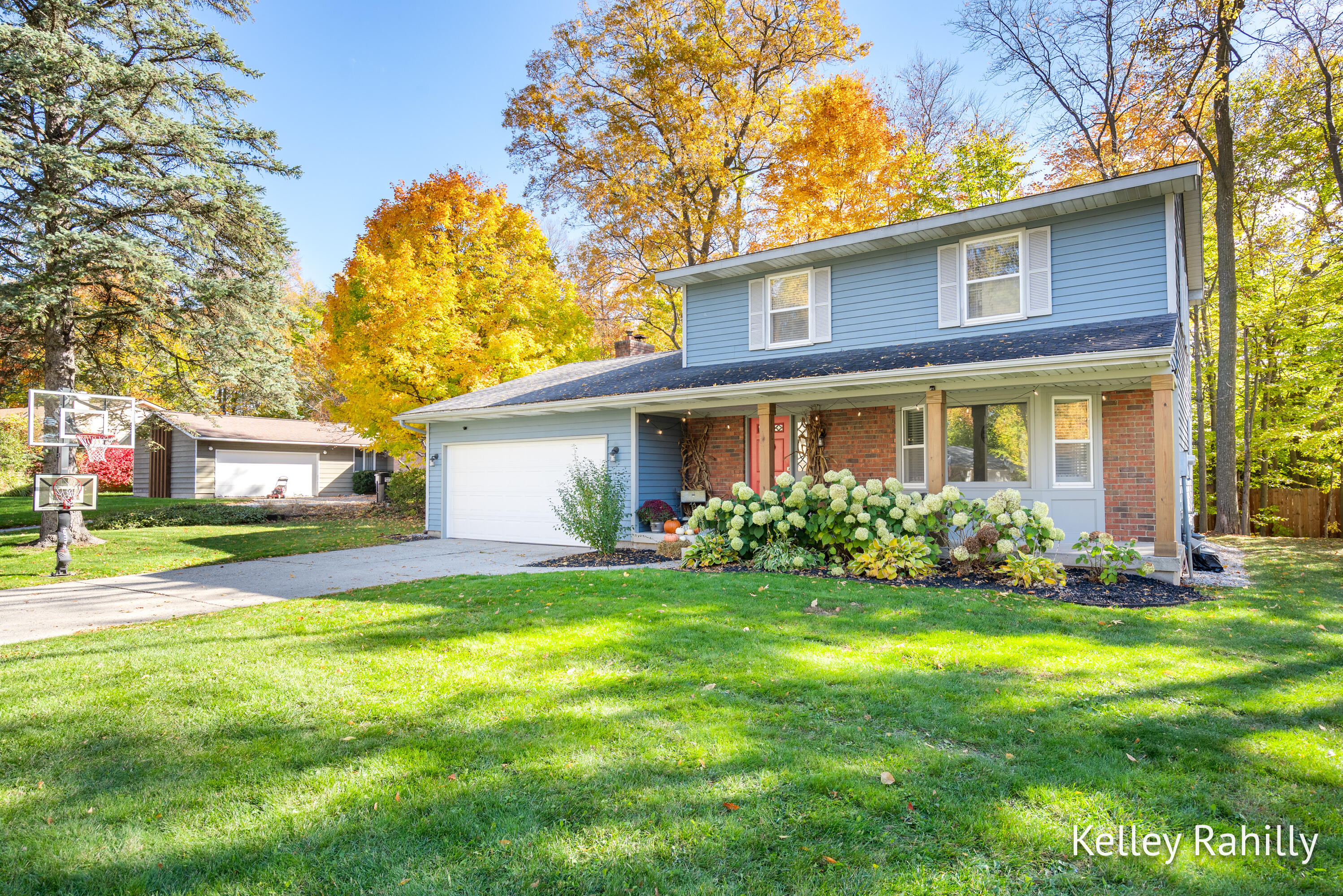 4756 Larkwood Drive SE Grand Rapids MI 49508