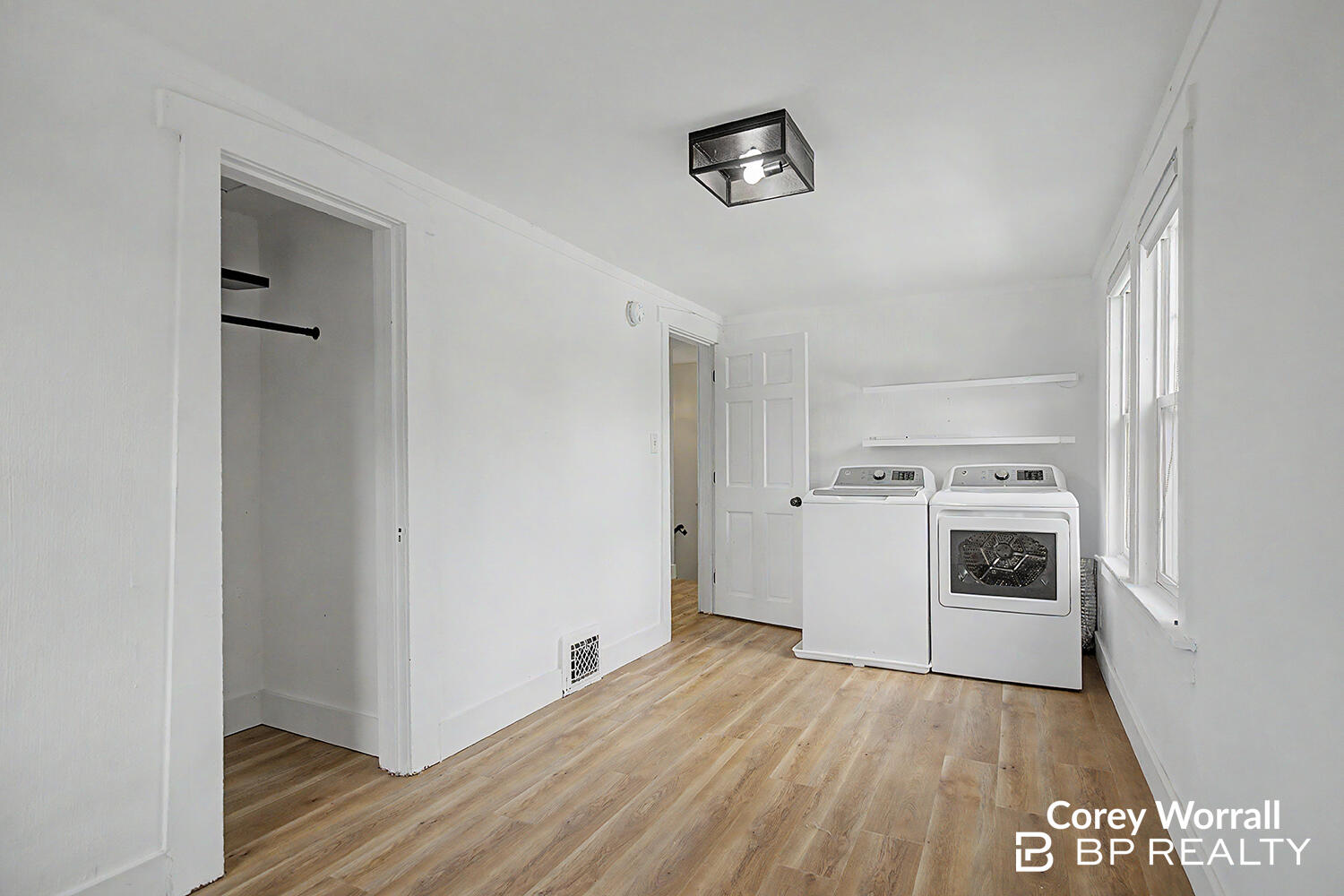 2941 Coit Avenue NE Grand Rapids MI 49505