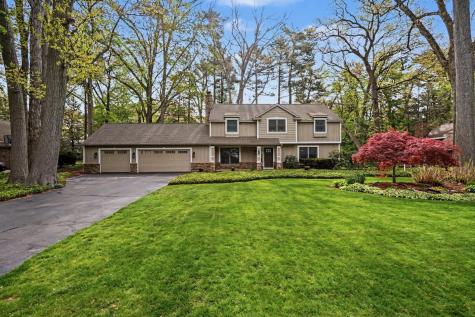 365 Stone Harbor Road Holland MI 49424