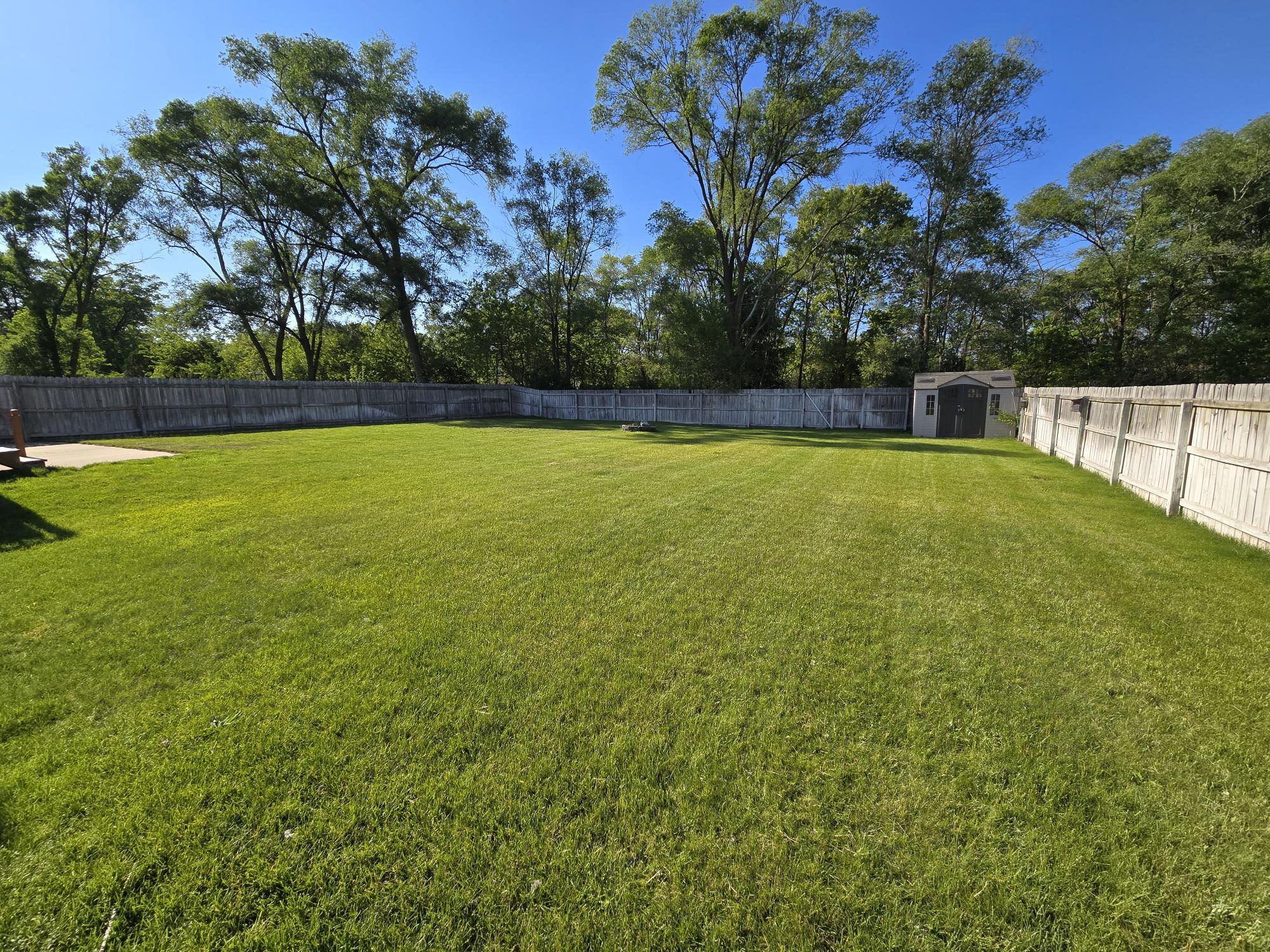 1852 Oak Park Drive Muskegon MI 49442