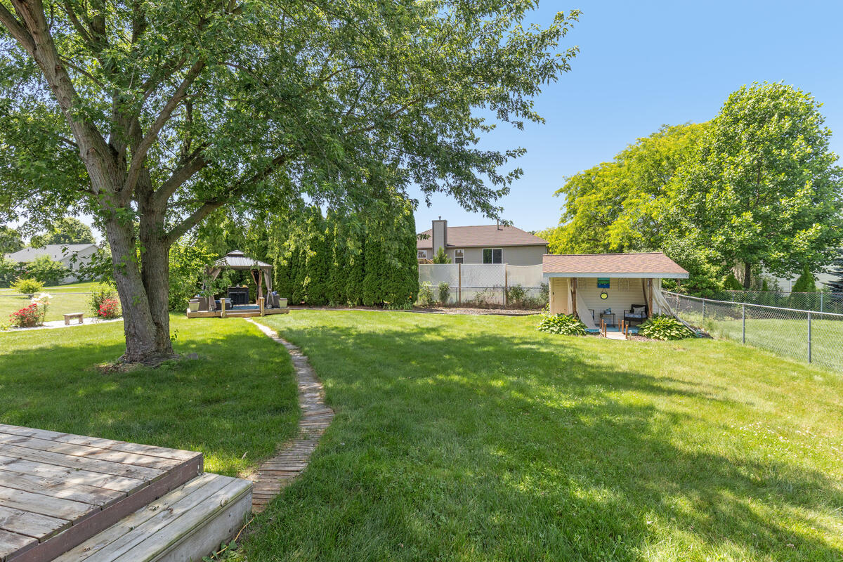 4815 Sweet Cherry Lane Kalamazoo MI 49004