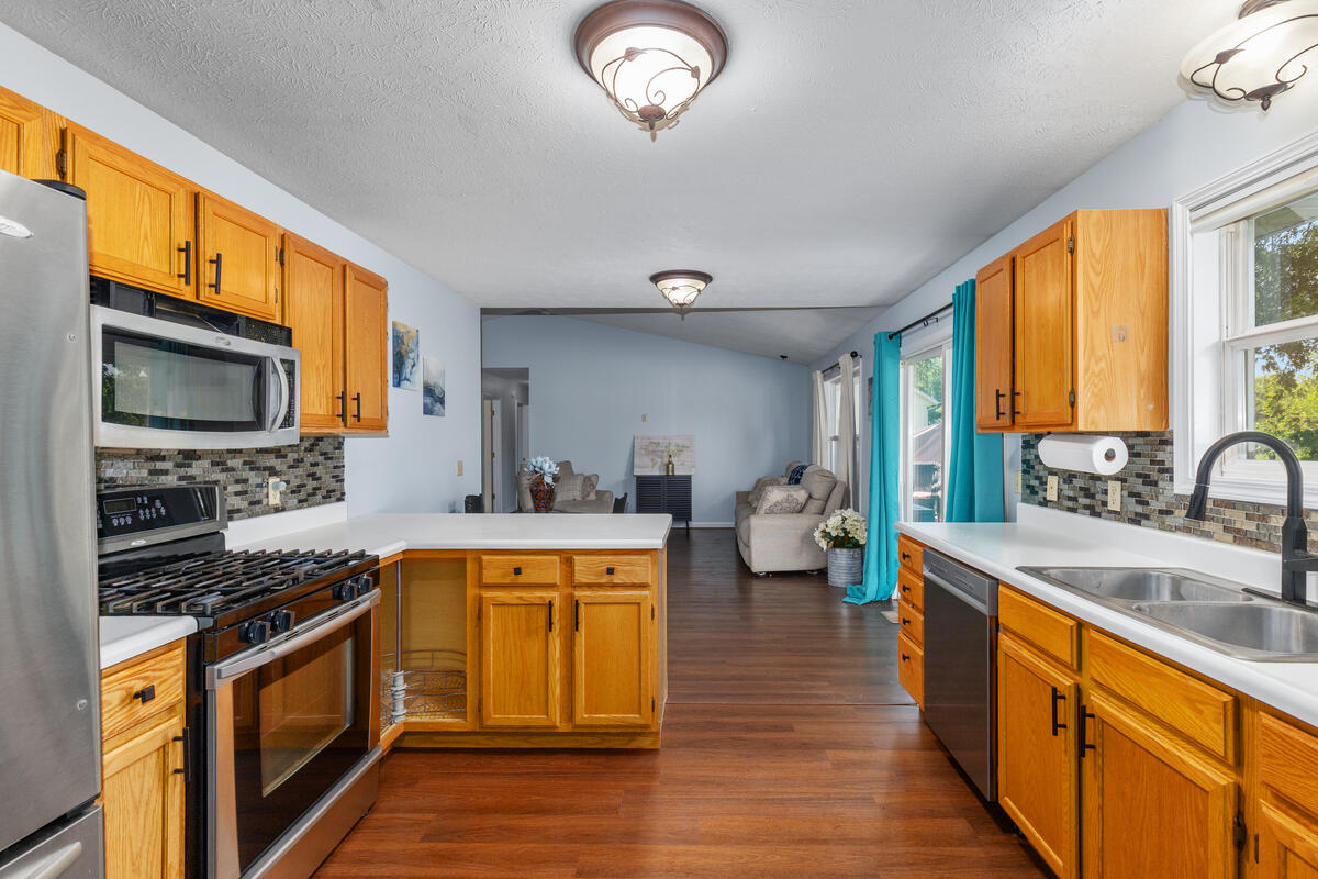 4815 Sweet Cherry Lane Kalamazoo MI 49004