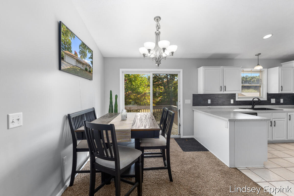 428 Escanaba Lane Muskegon MI 49442