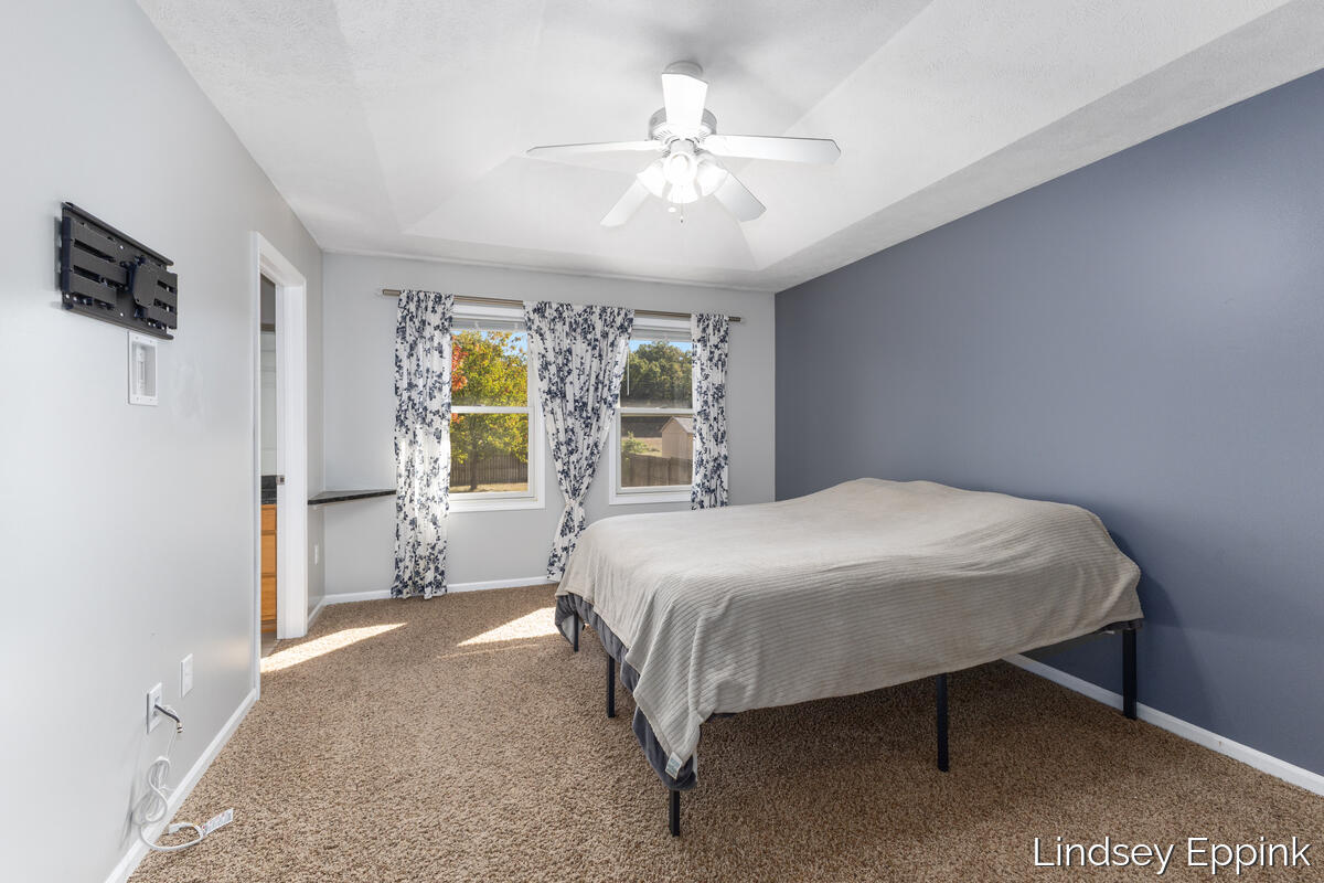 428 Escanaba Lane Muskegon MI 49442